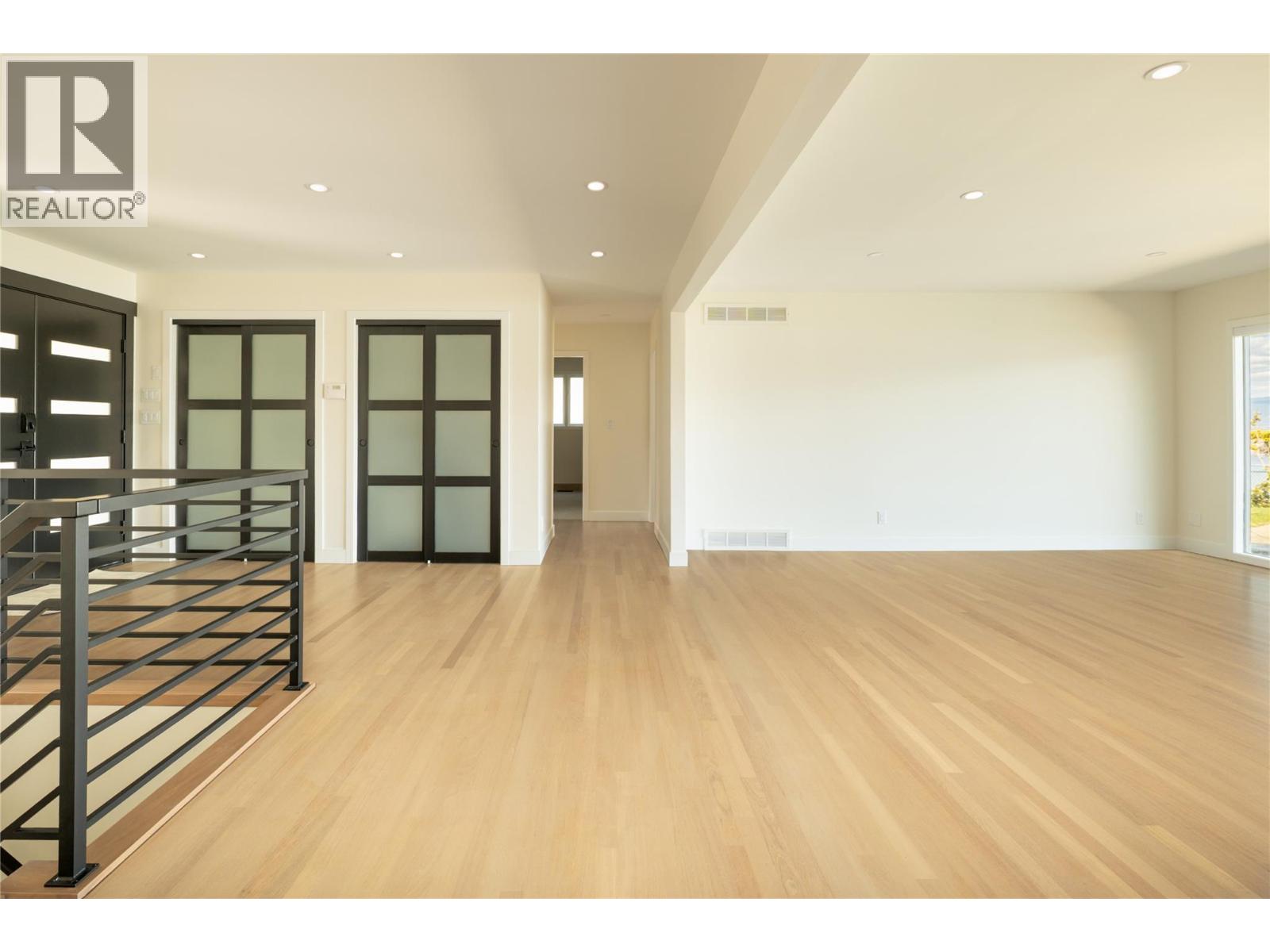 2901 Weatherhill Road Property Photo 11