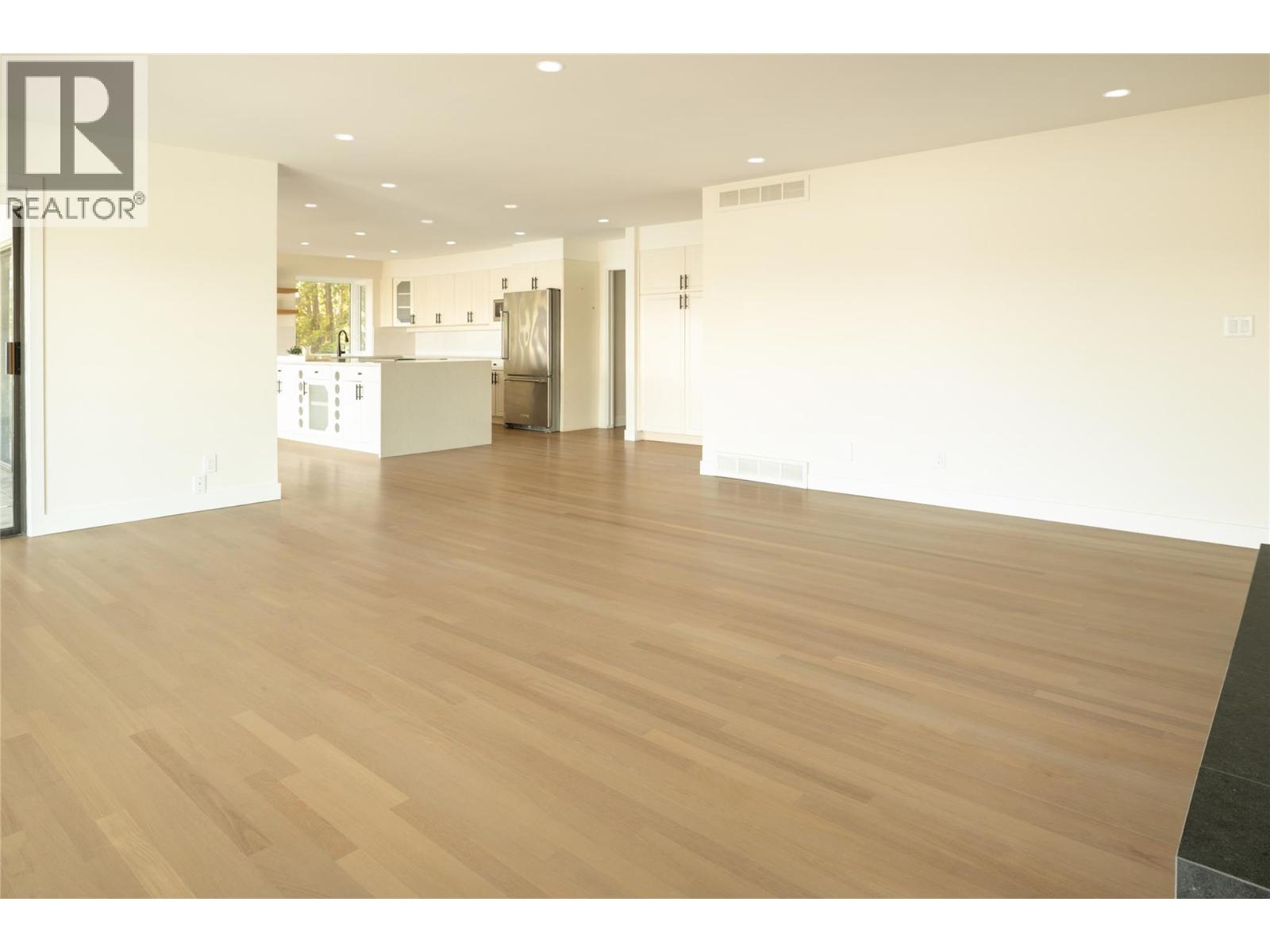2901 Weatherhill Road Property Photo 14