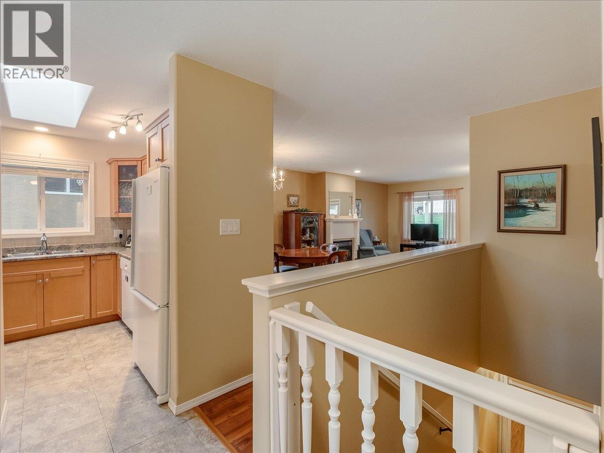 7136 Wright Way Property Photo 15