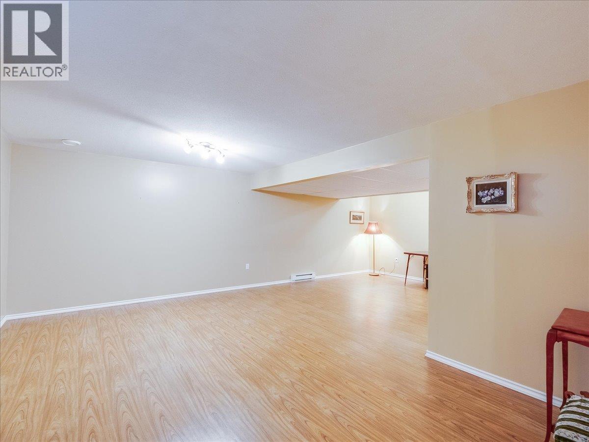 7136 Wright Way Property Photo 32