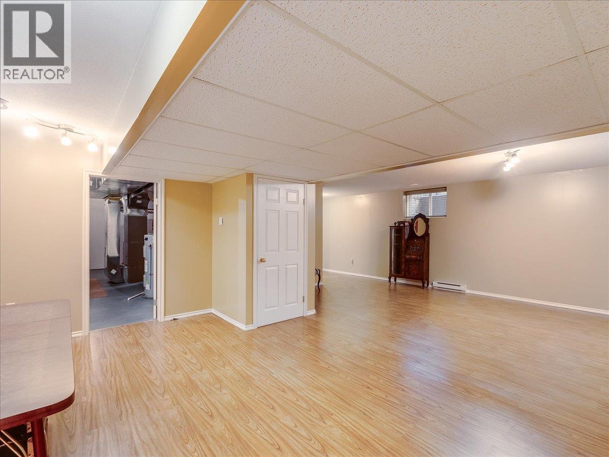 7136 Wright Way Property Photo 34
