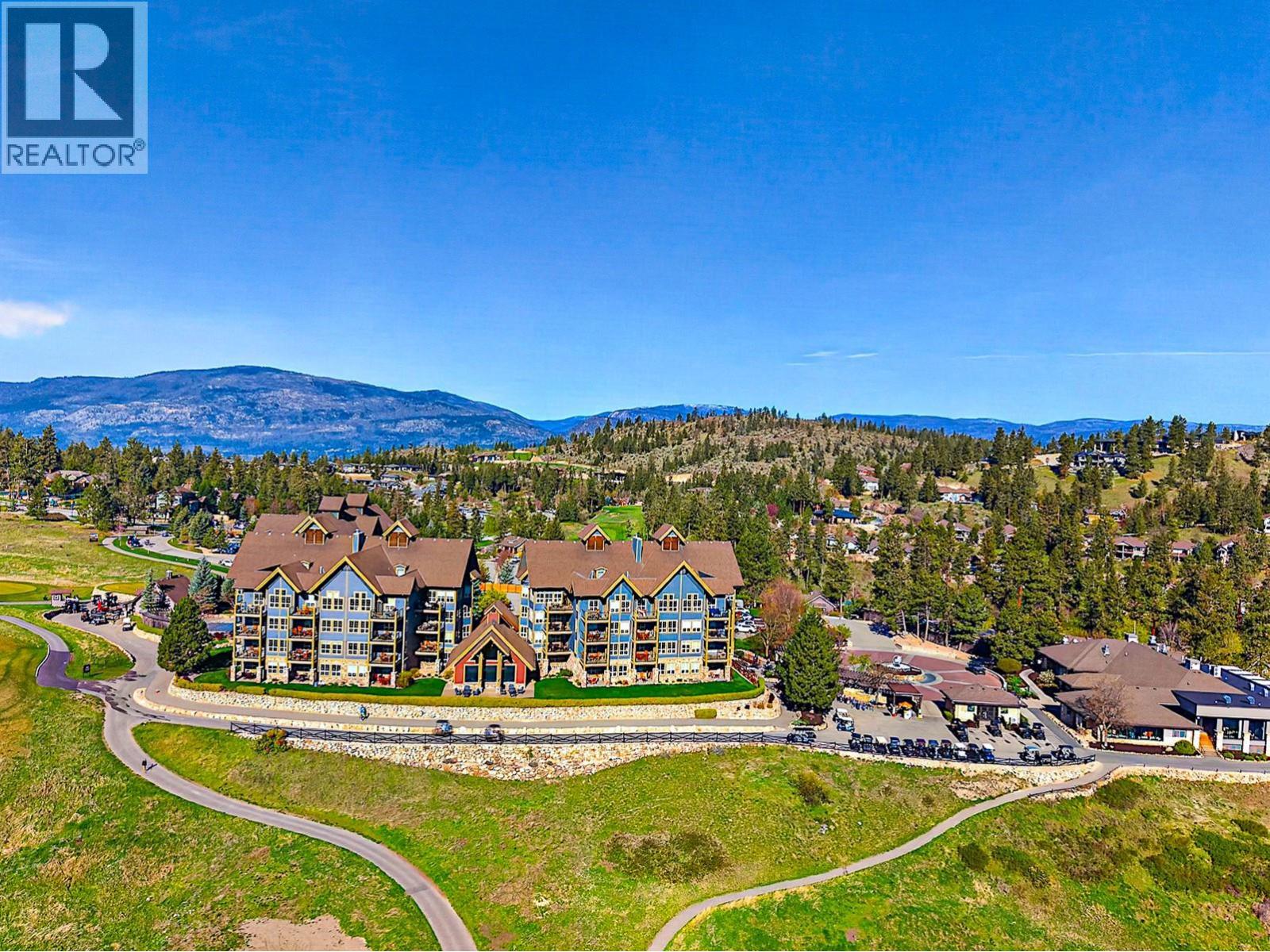 101 Village Centre Court Unit# 232 Lot# 6 Property Photo 3