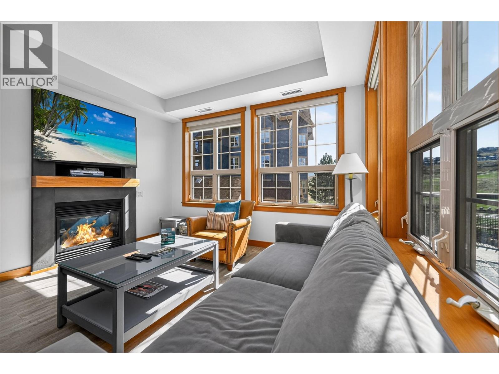 101 Village Centre Court Unit# 232 Lot# 6 Property Photo 13