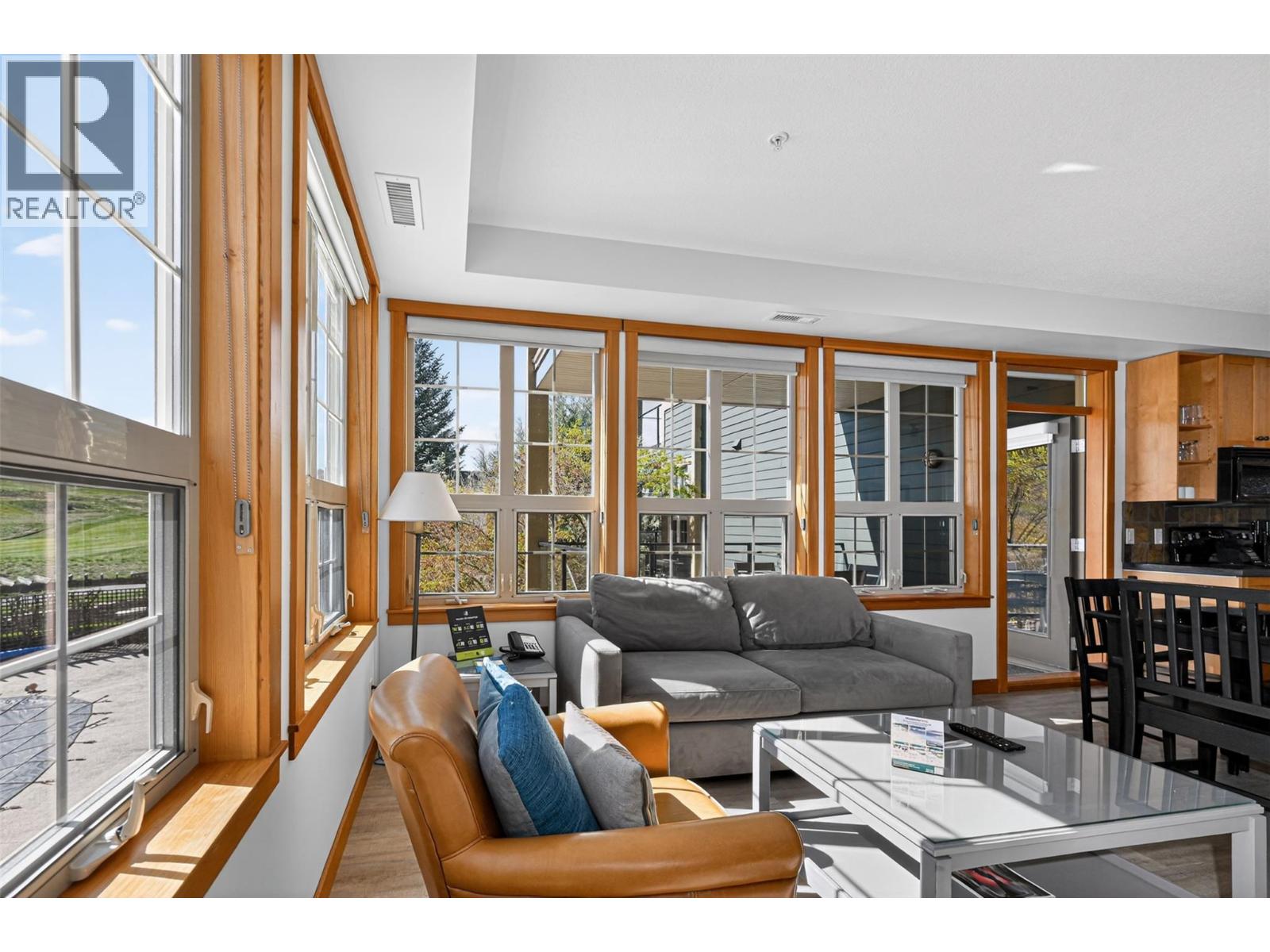 101 Village Centre Court Unit# 232 Lot# 6 Property Photo 17