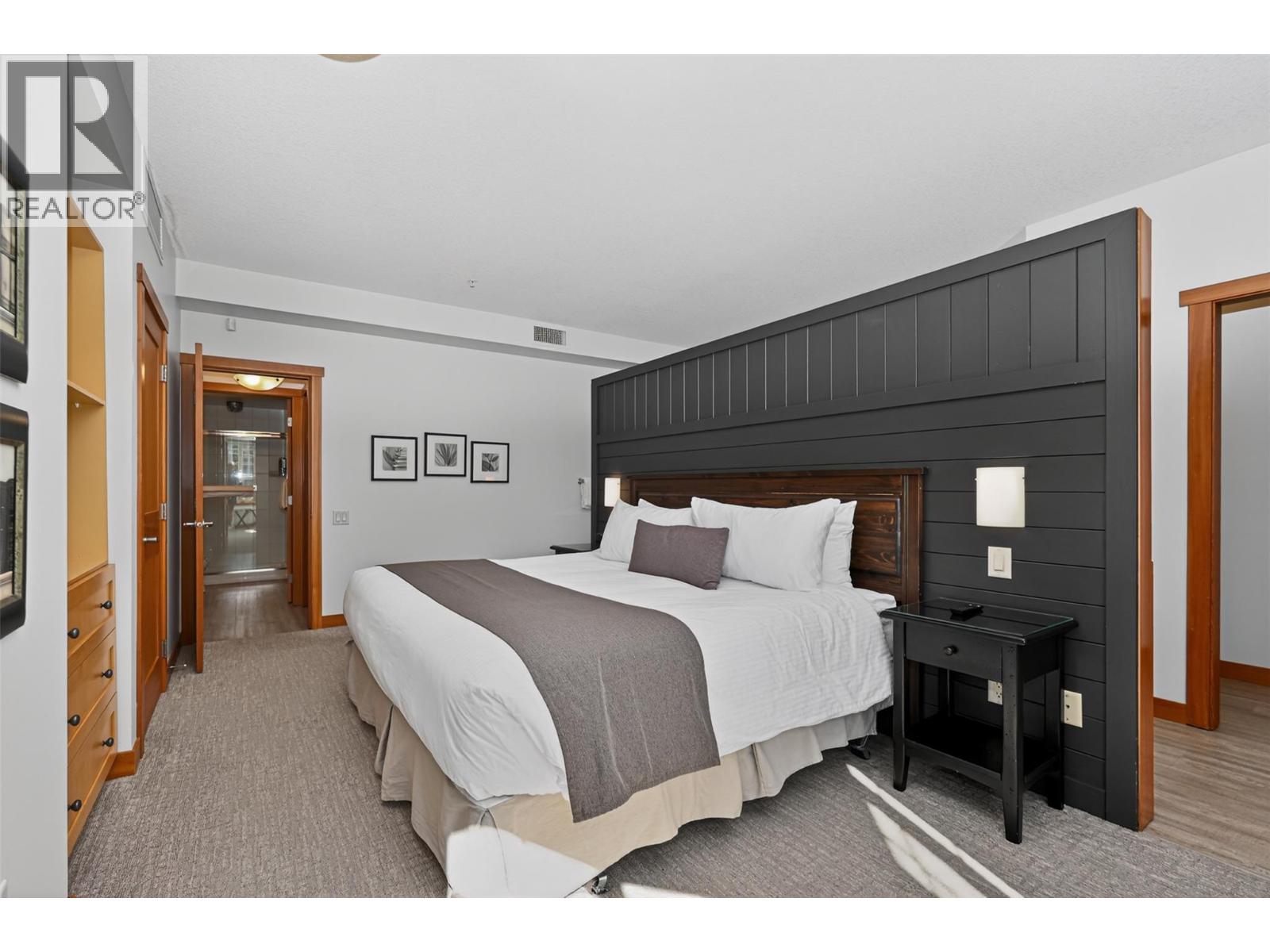 101 Village Centre Court Unit# 232 Lot# 6 Property Photo 34