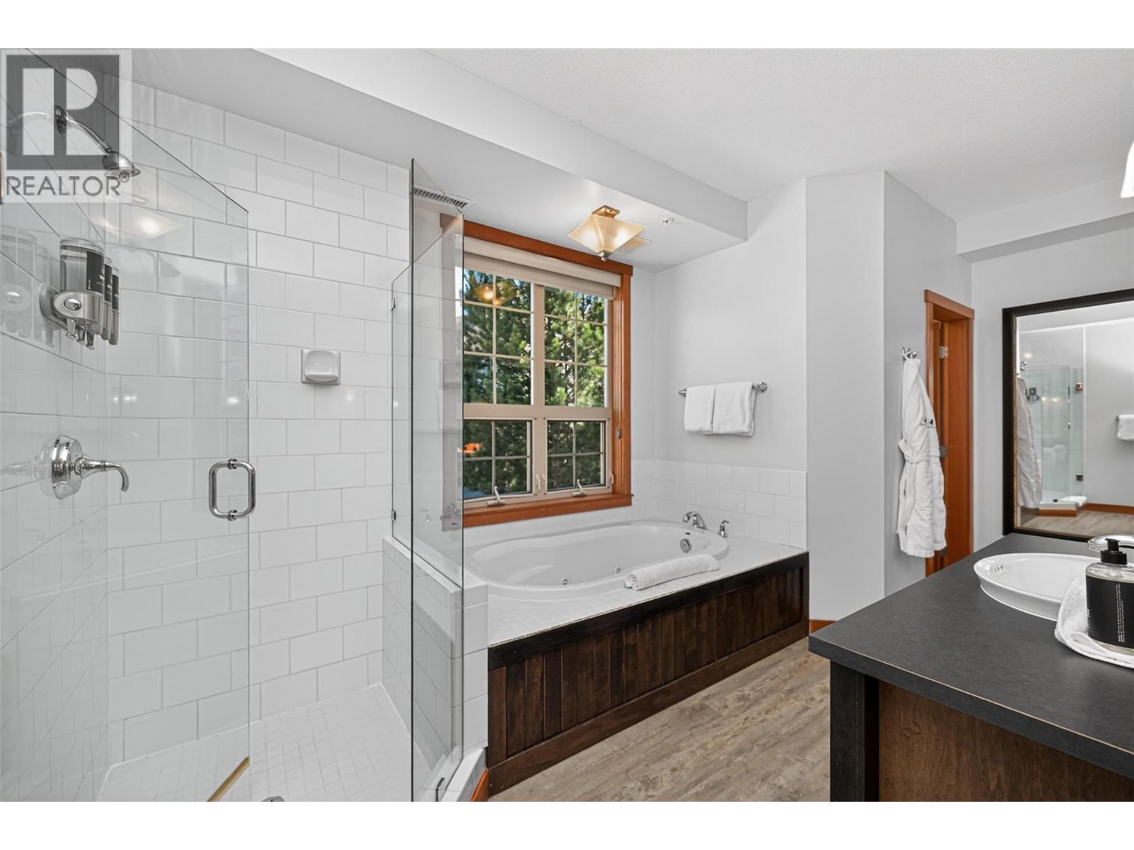 101 Village Centre Court Unit# 232 Lot# 6 Property Photo 37