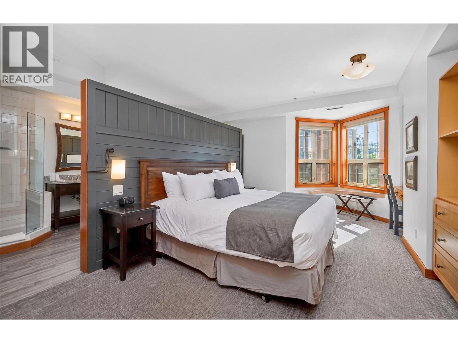 101 Village Centre Court Unit# 232 Lot# 6 Property Photo 38