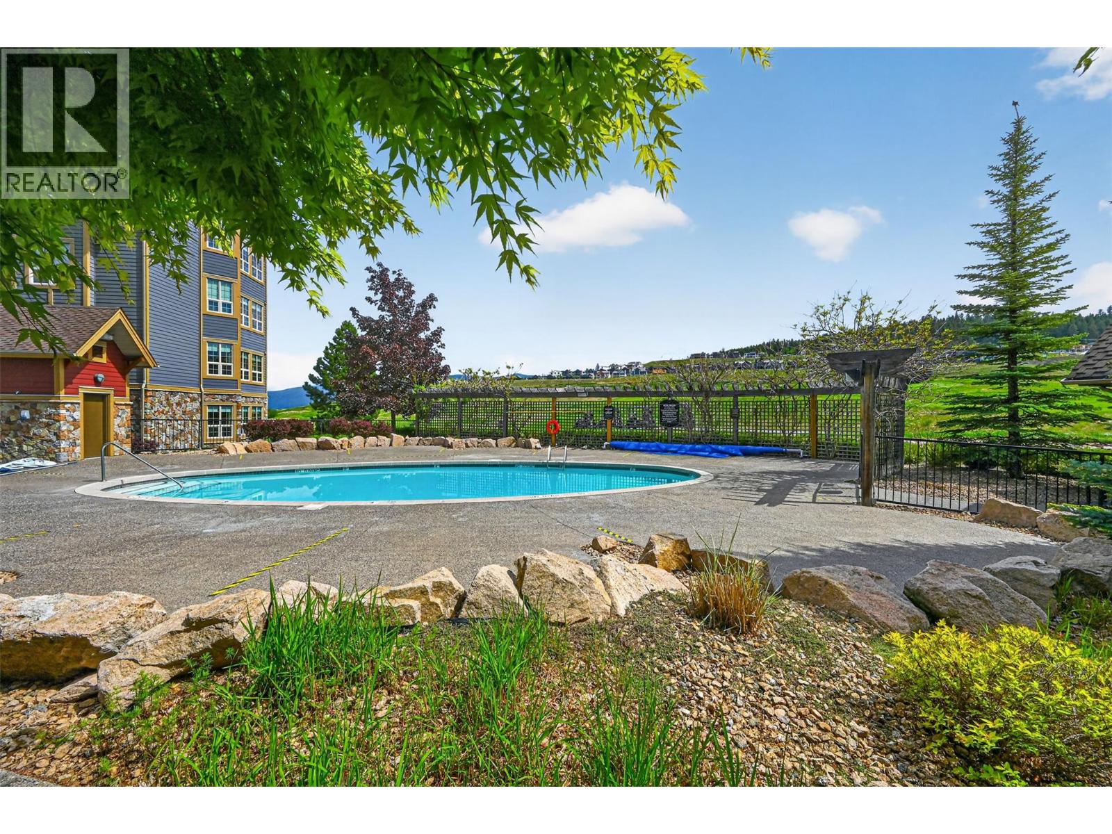101 Village Centre Court Unit# 232 Lot# 6 Property Photo 41