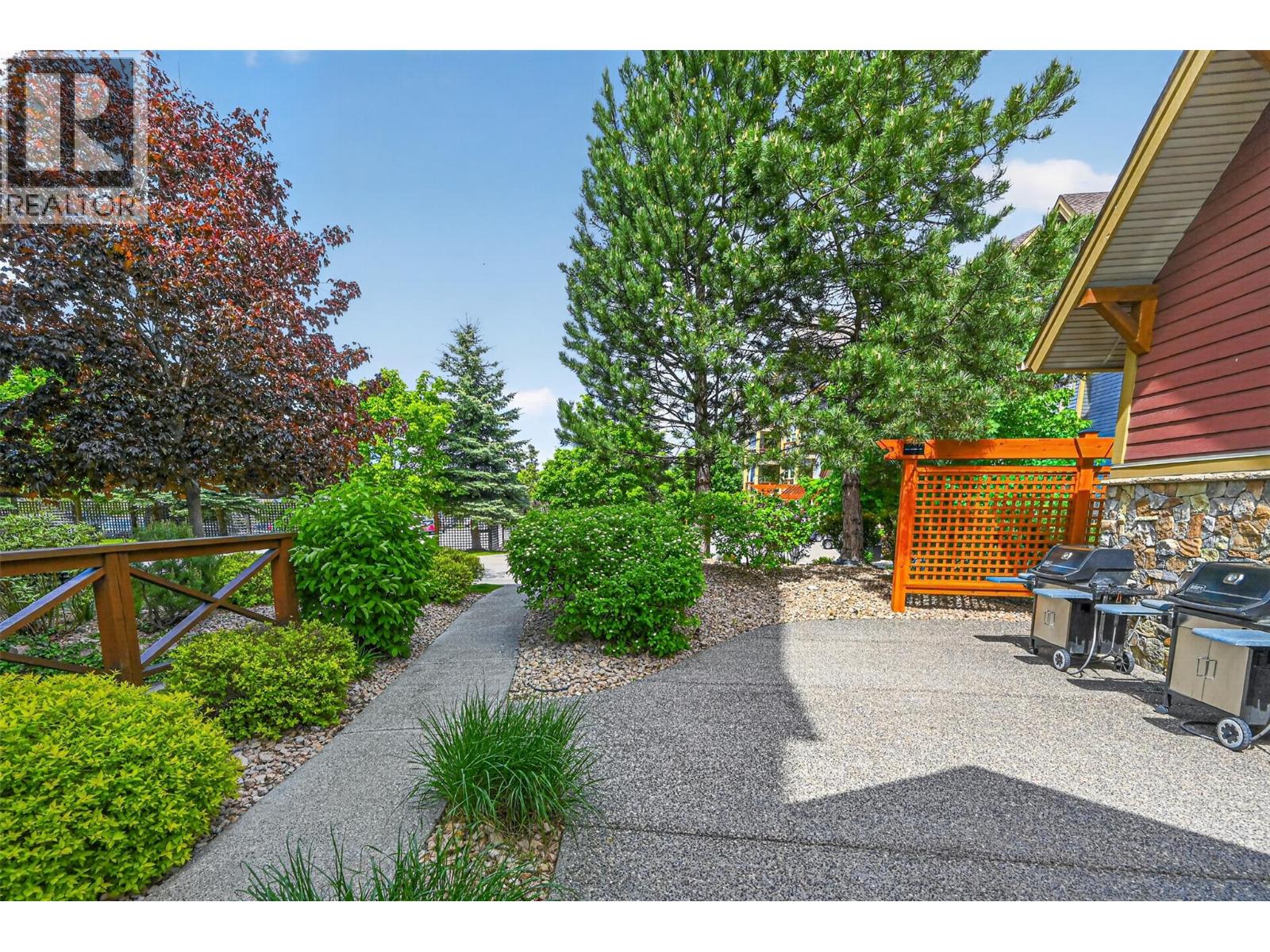 101 Village Centre Court Unit# 232 Lot# 6 Property Photo 42