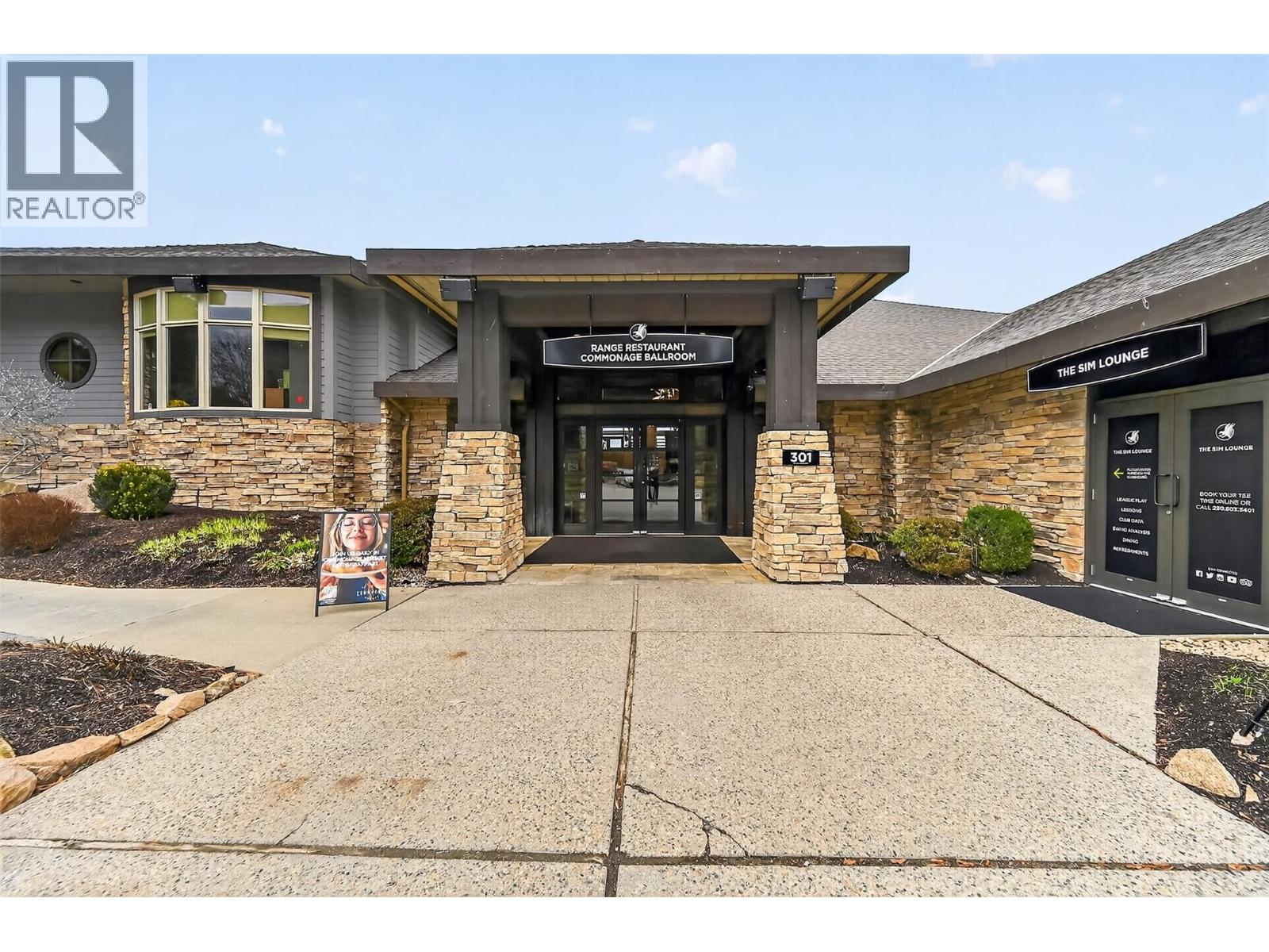 101 Village Centre Court Unit# 232 Lot# 6 Property Photo 47