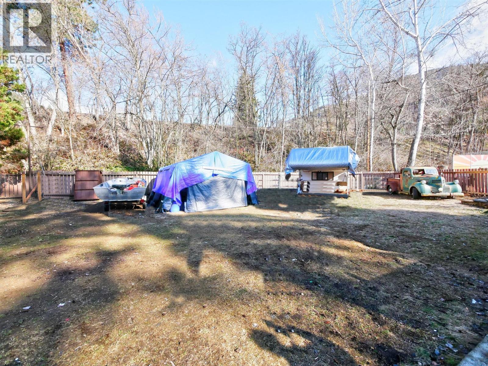 819 Glen Drive Property Photo 11