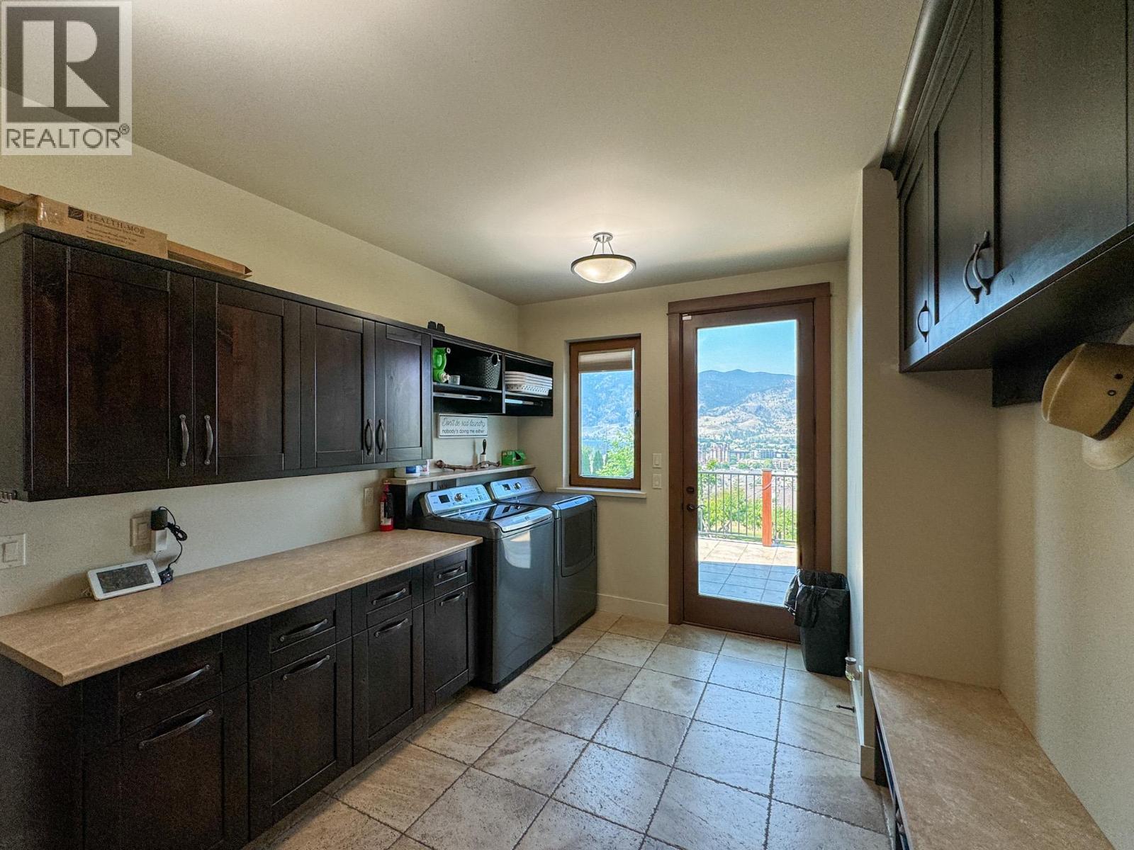 3175 Valleyview Road Property Photo 17