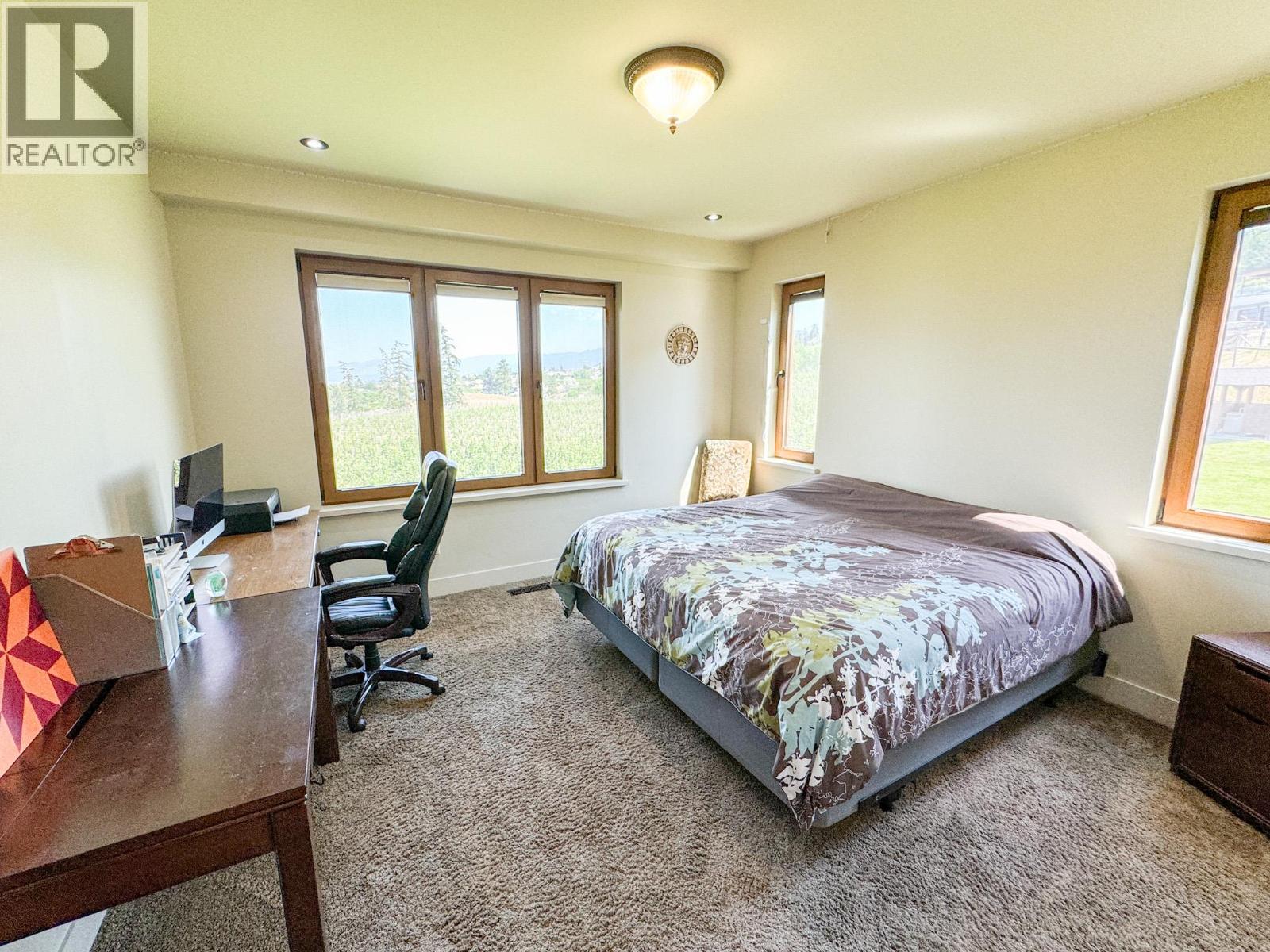 3175 Valleyview Road Property Photo 25