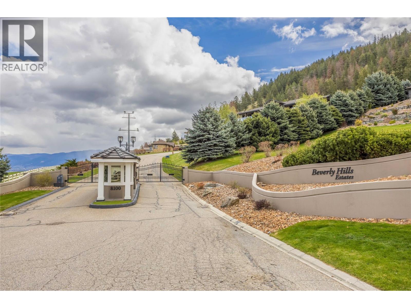 164 Sunset Boulevard Property Photo 1