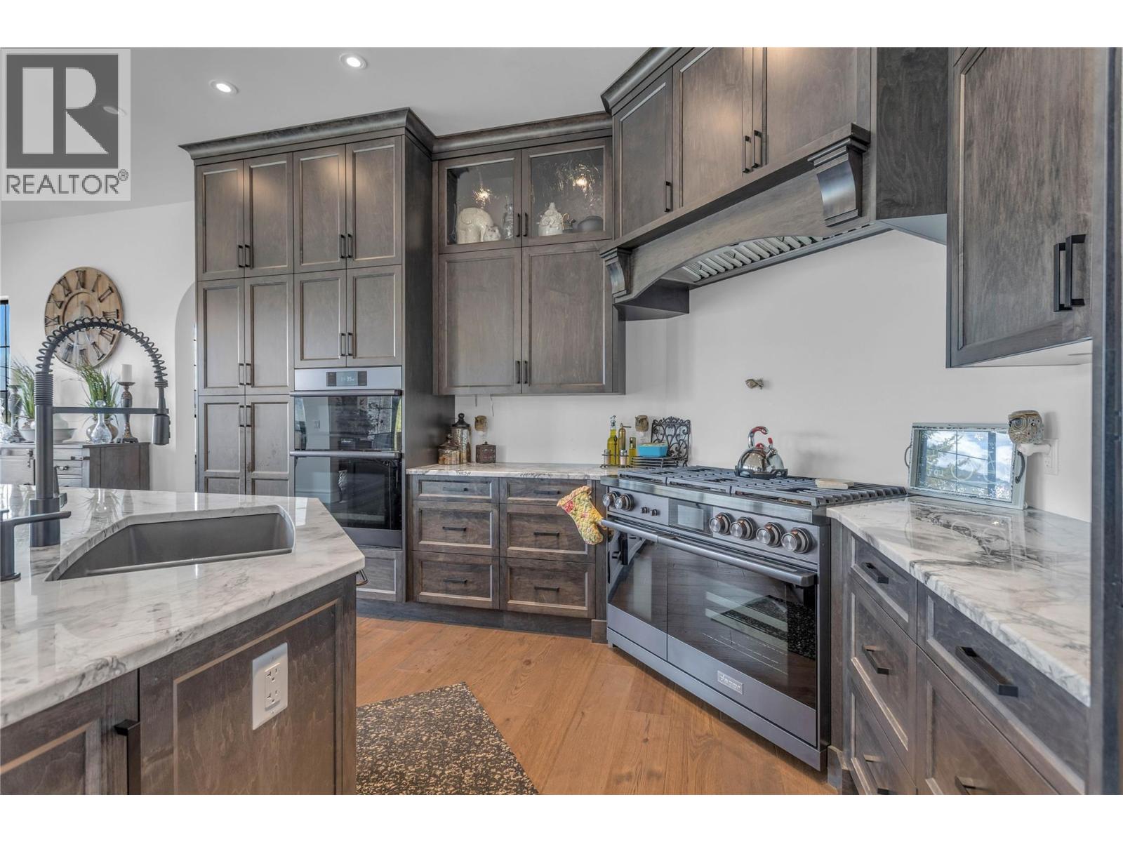 164 Sunset Boulevard Property Photo 7