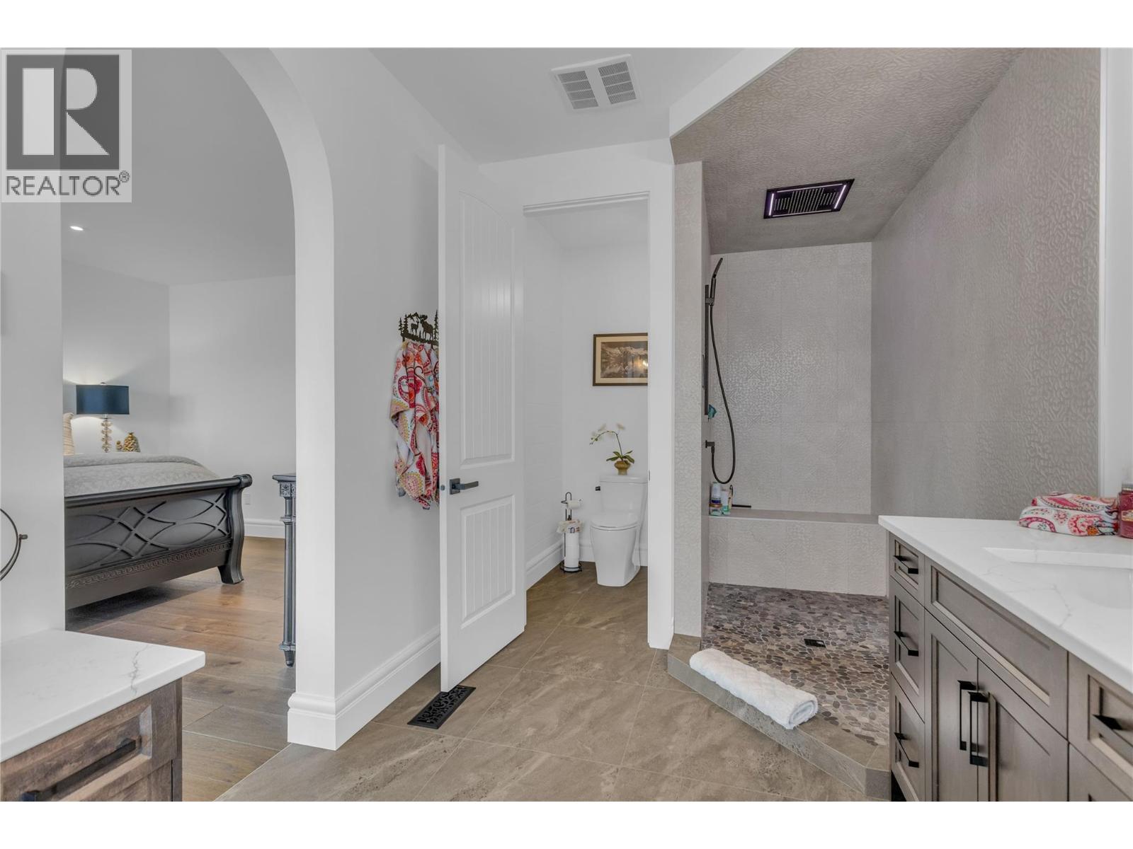 164 Sunset Boulevard Property Photo 22