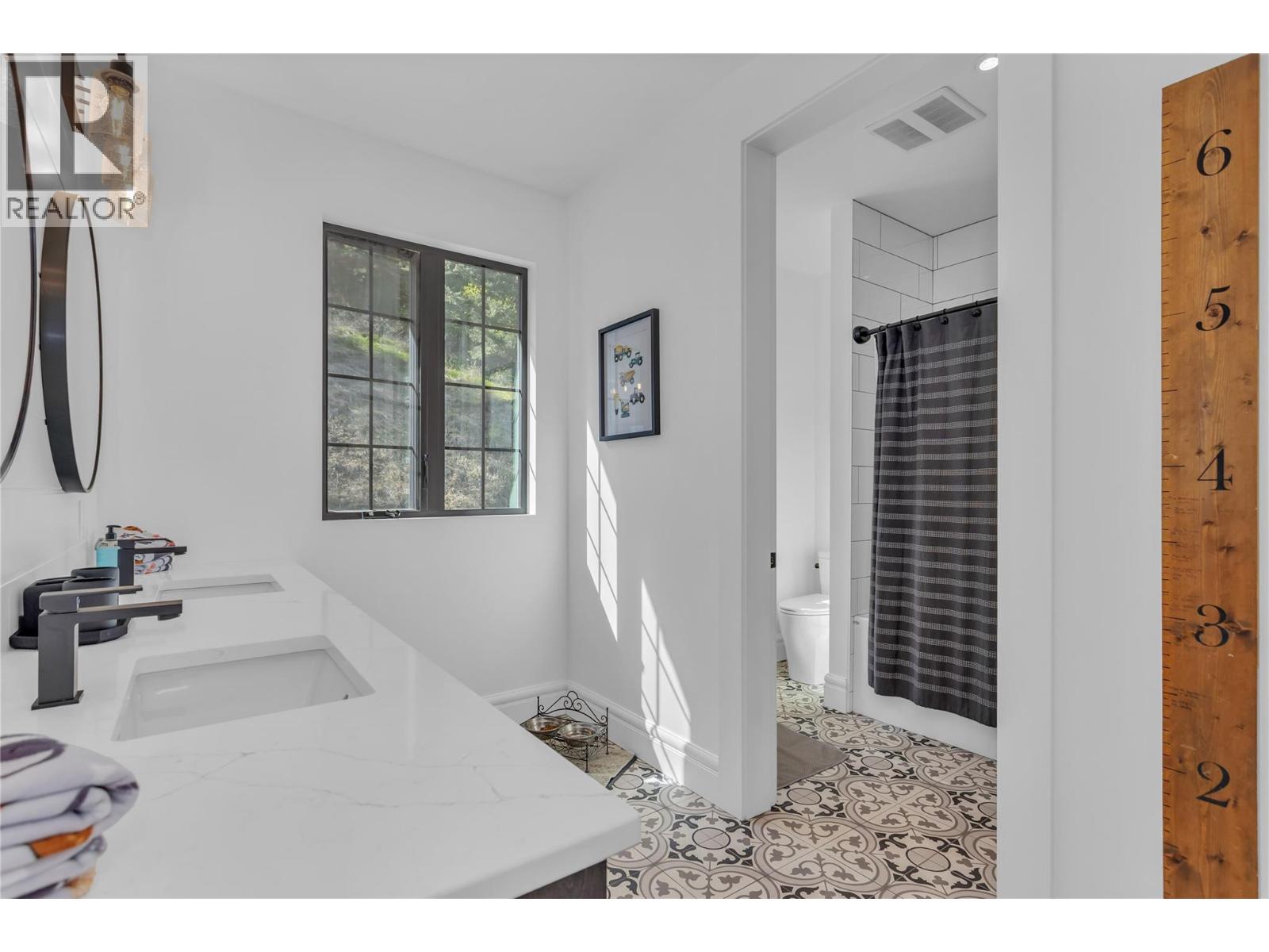 164 Sunset Boulevard Property Photo 31