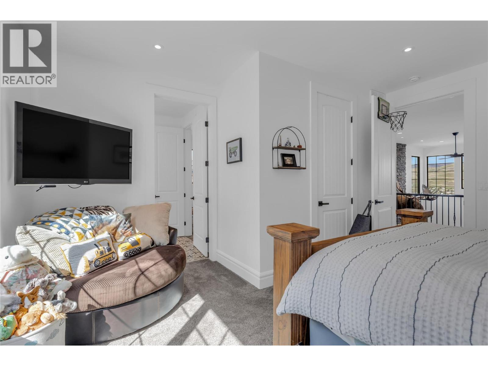 164 Sunset Boulevard Property Photo 32