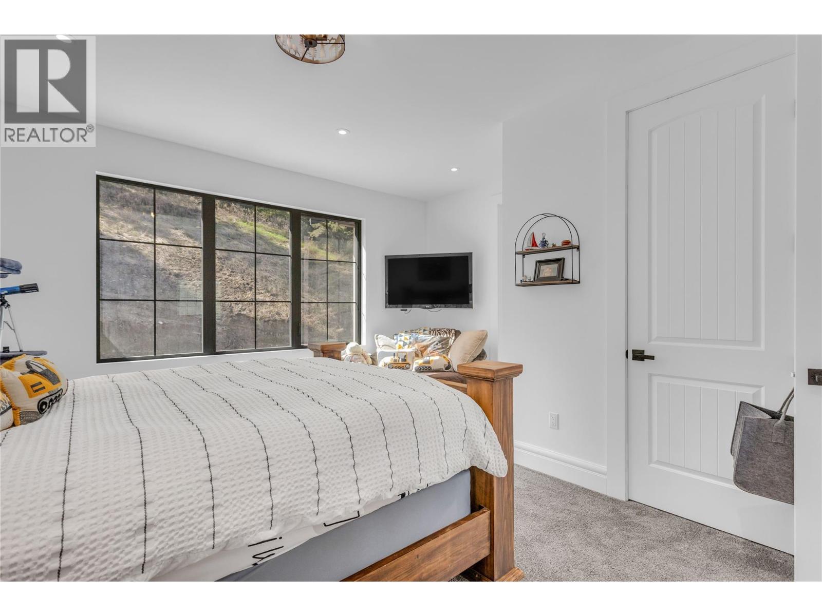 164 Sunset Boulevard Property Photo 34