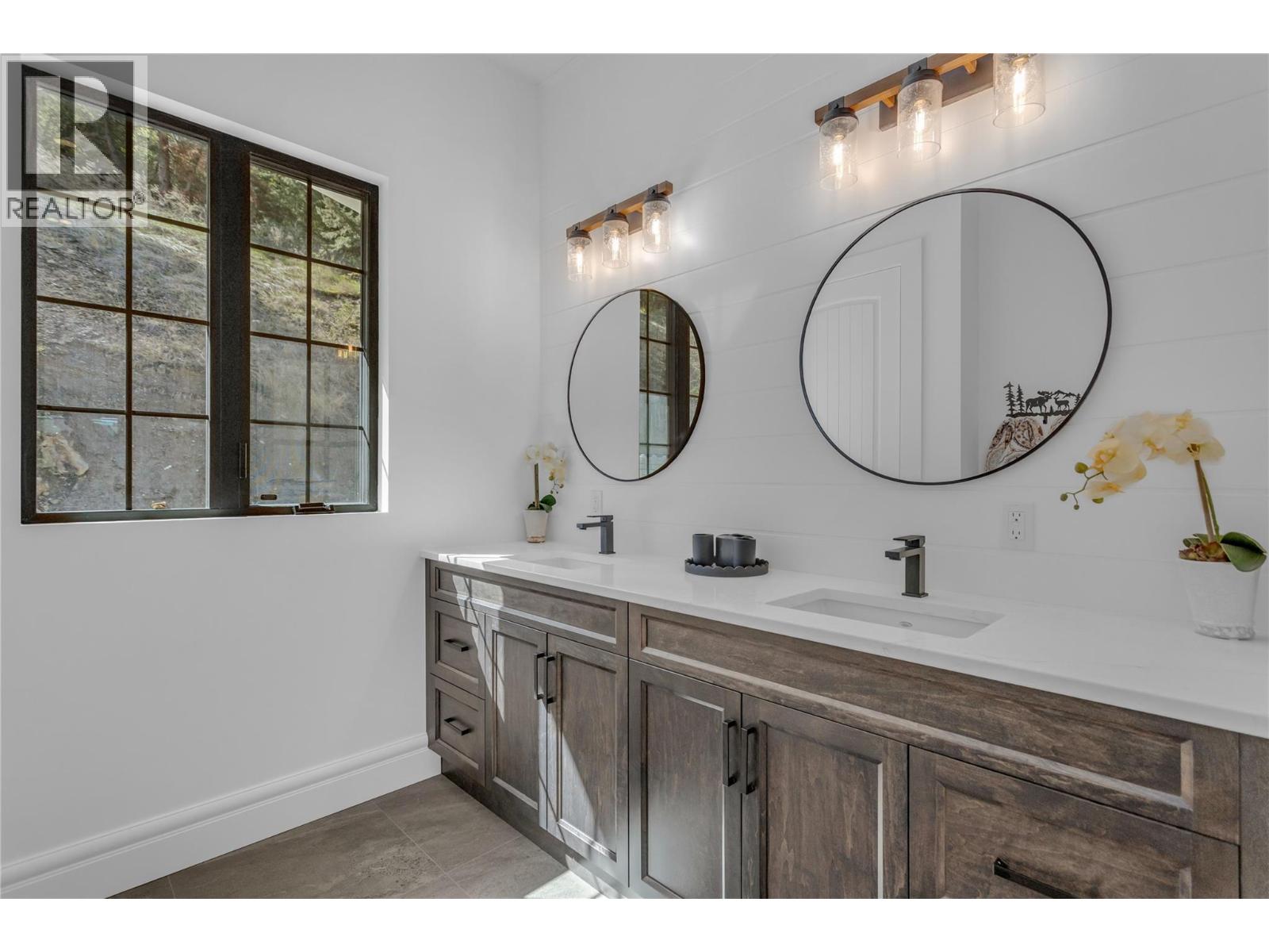 164 Sunset Boulevard Property Photo 44