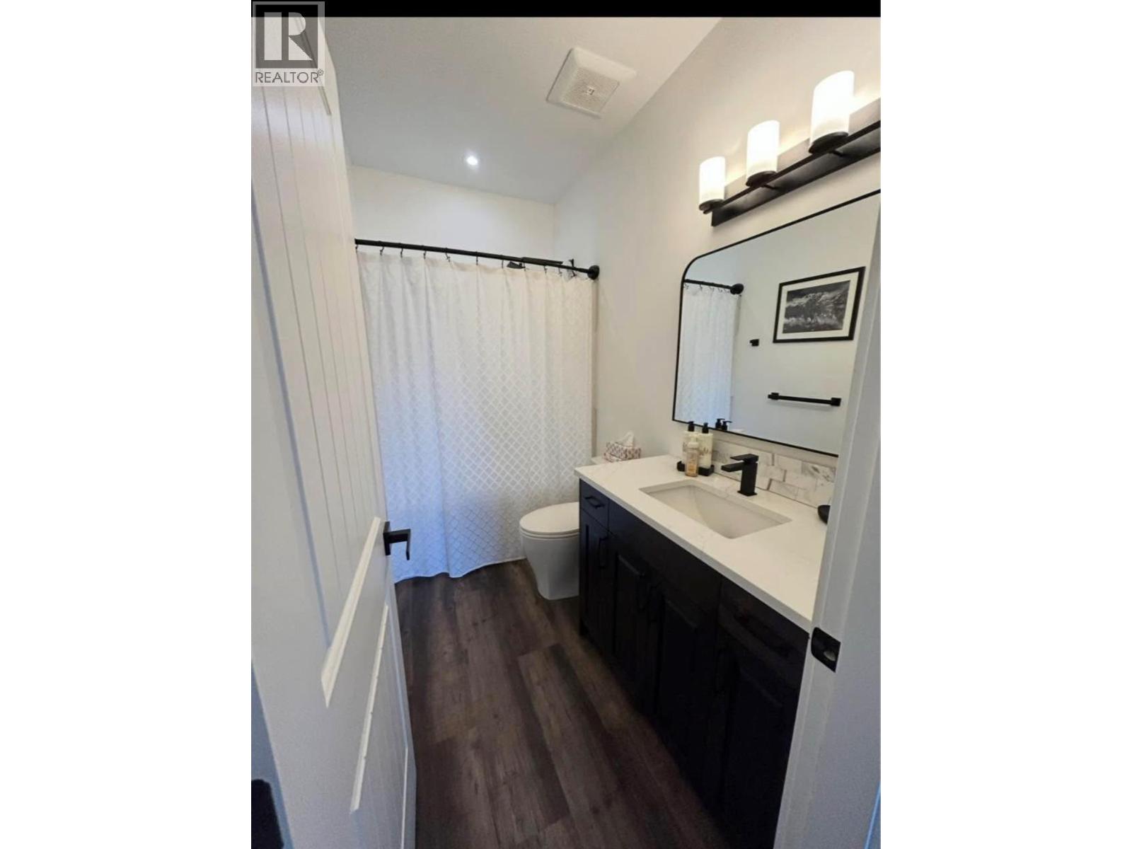 164 Sunset Boulevard Property Photo 70
