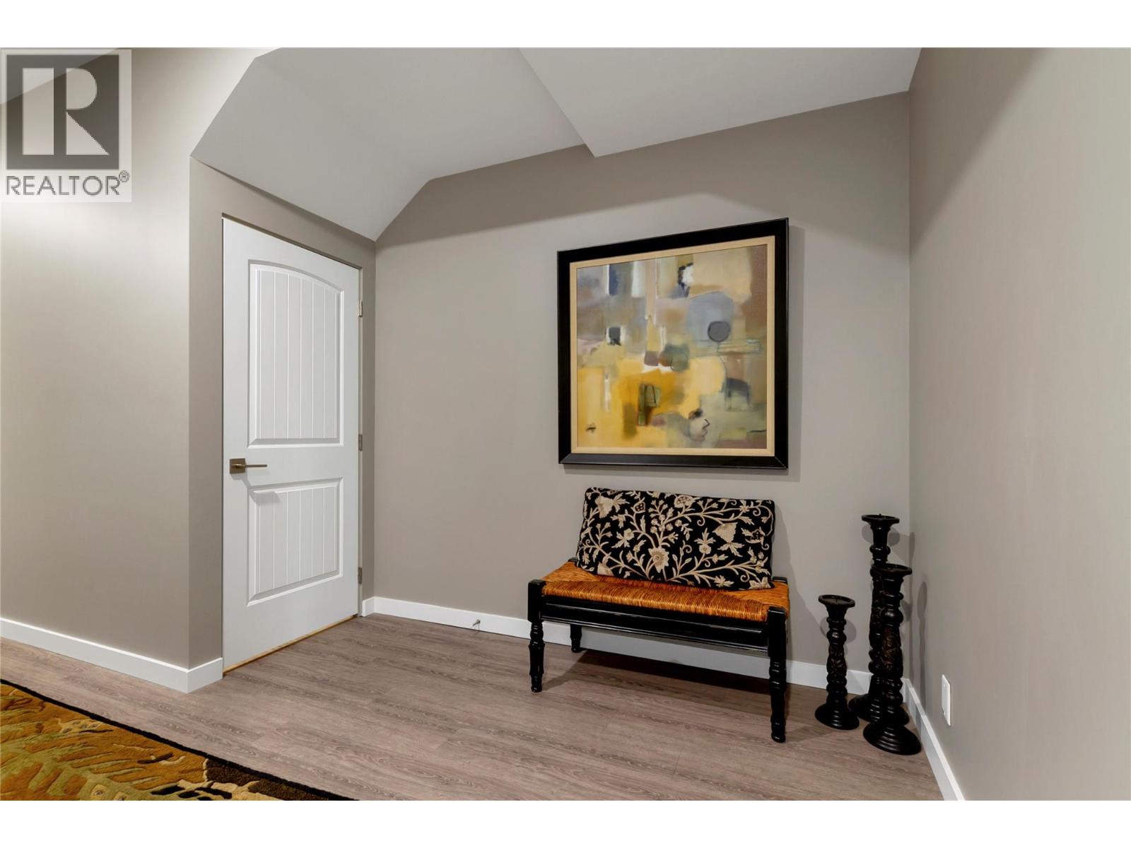 595 Vineyard Way N Unit# 31 Property Photo 51