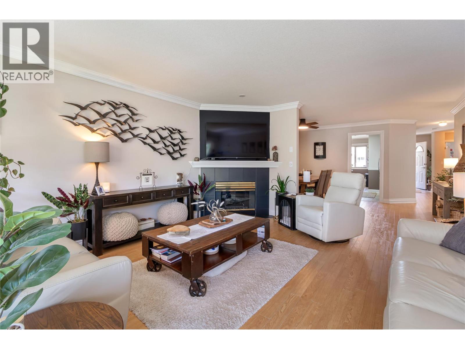 1886 Parkview Crescent Unit# 3 Property Photo 6