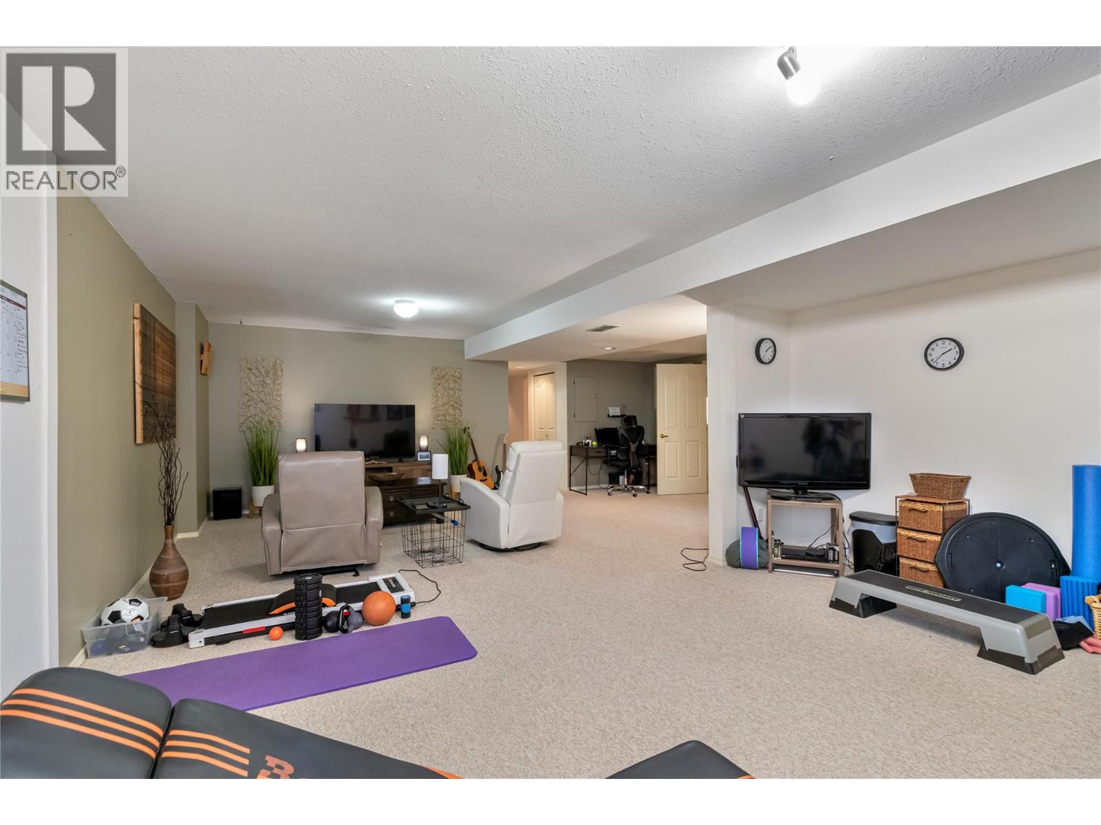 1886 Parkview Crescent Unit# 3 Property Photo 29