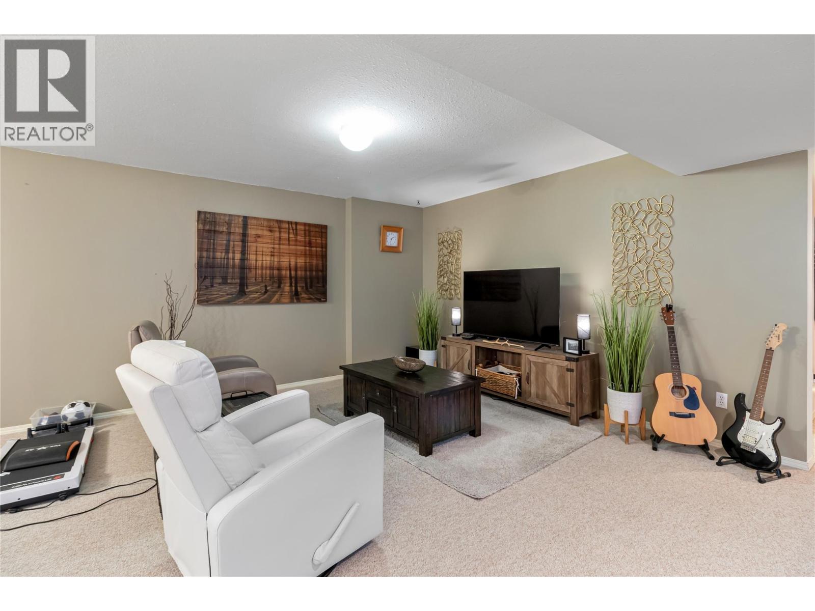 1886 Parkview Crescent Unit# 3 Property Photo 31