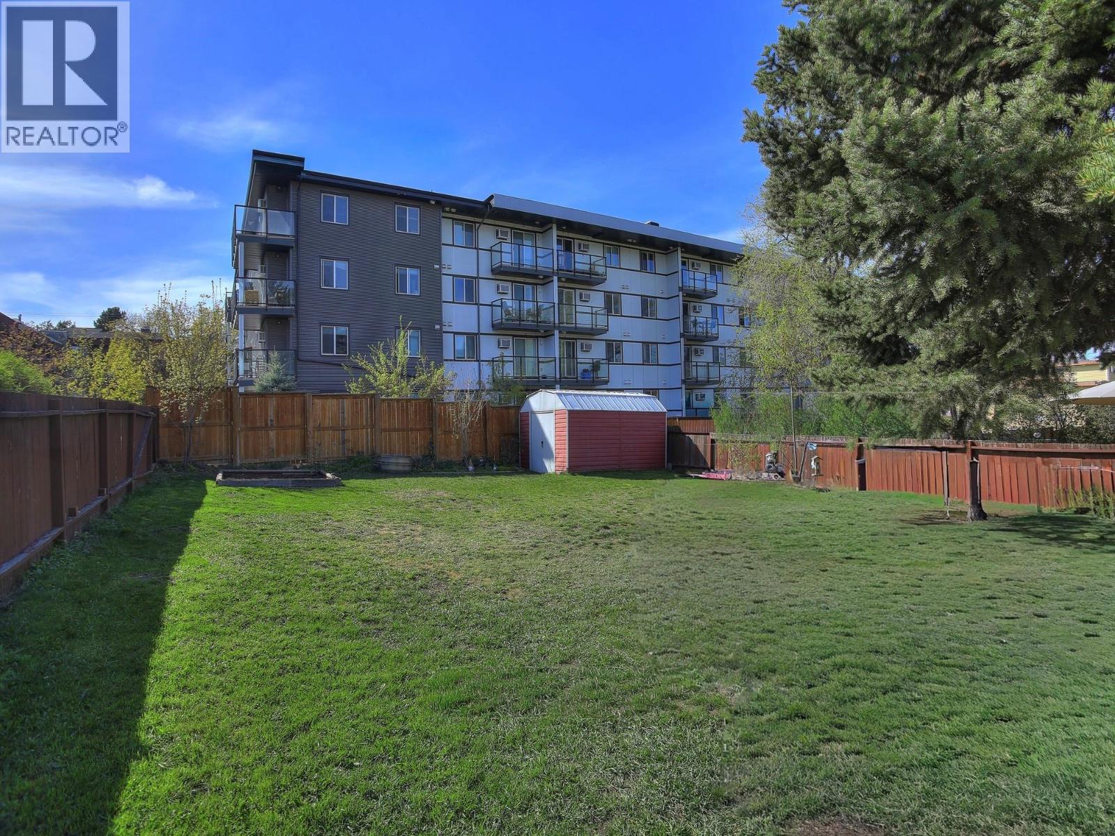 1802 31 Street Property Photo 11