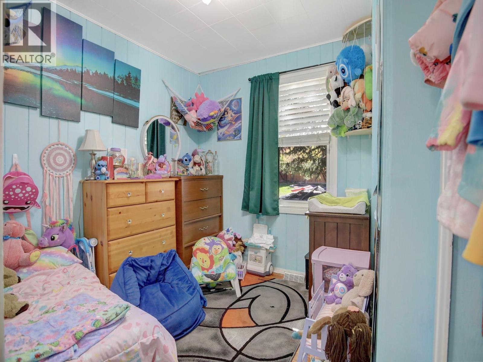 1802 31 Street Property Photo 23