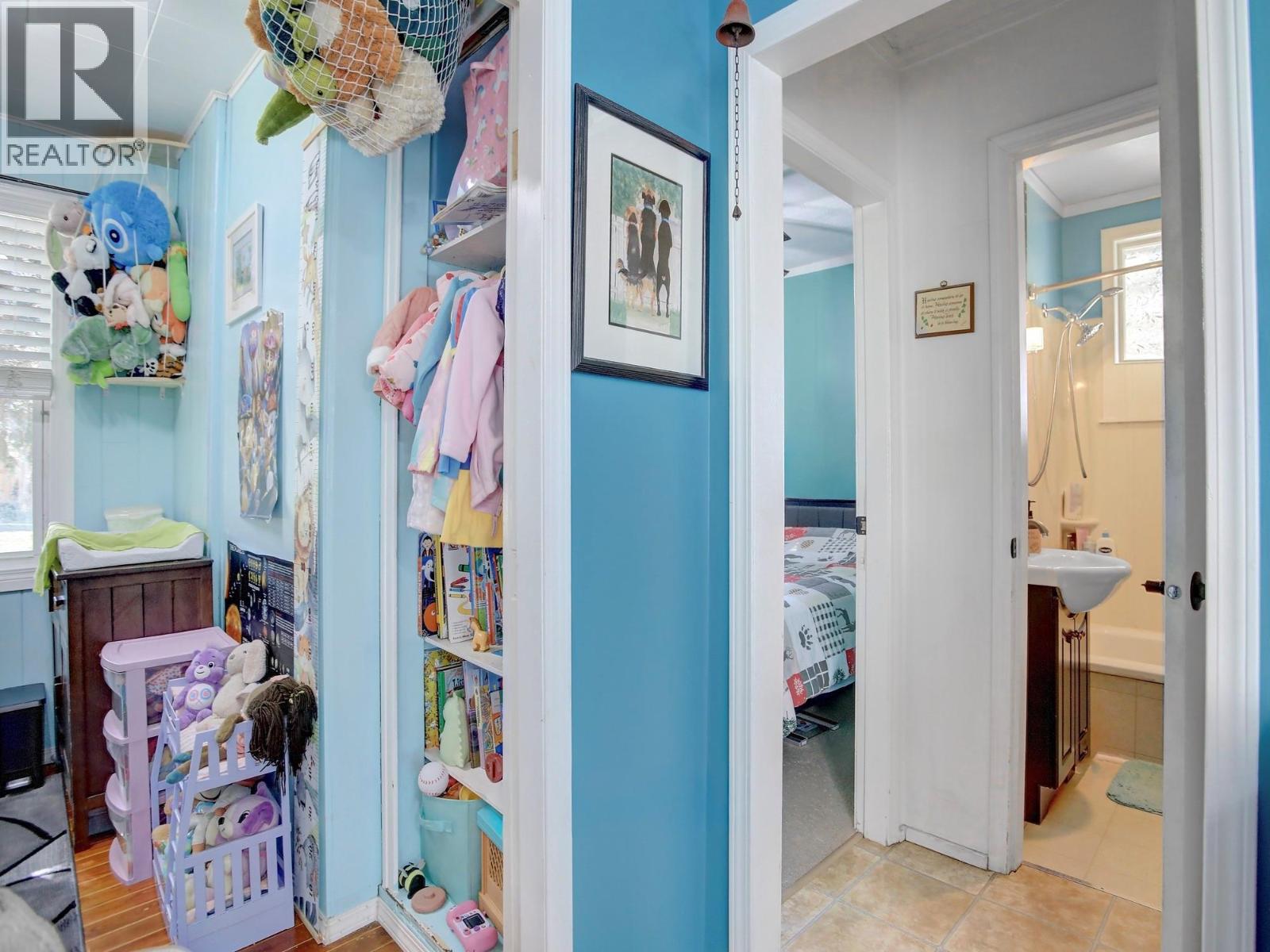 1802 31 Street Property Photo 25