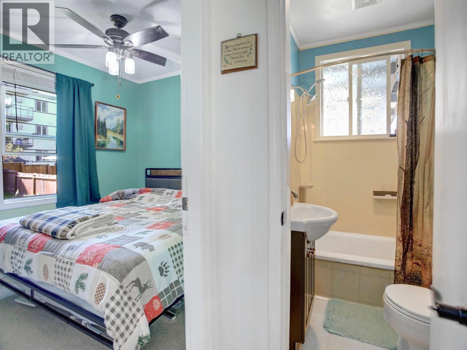 1802 31 Street Property Photo 29