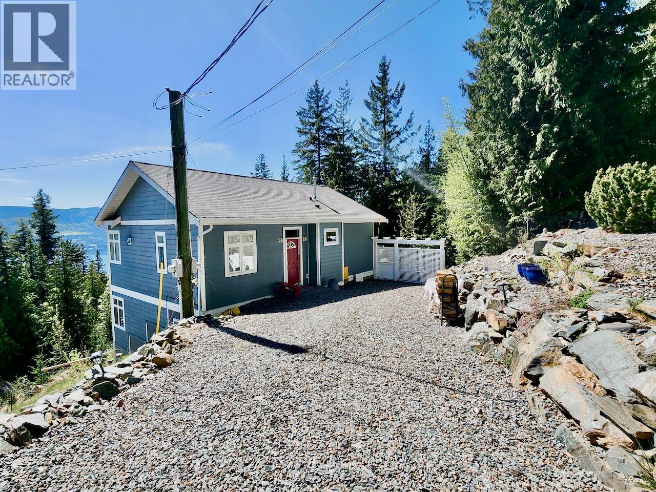 7660 Lichen Road Property Photo 2