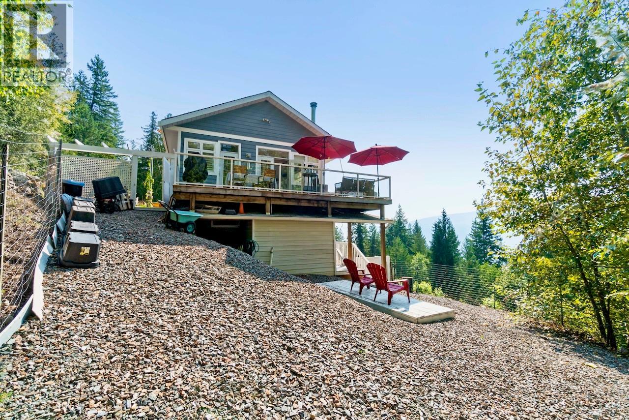 7660 Lichen Road Property Photo 11