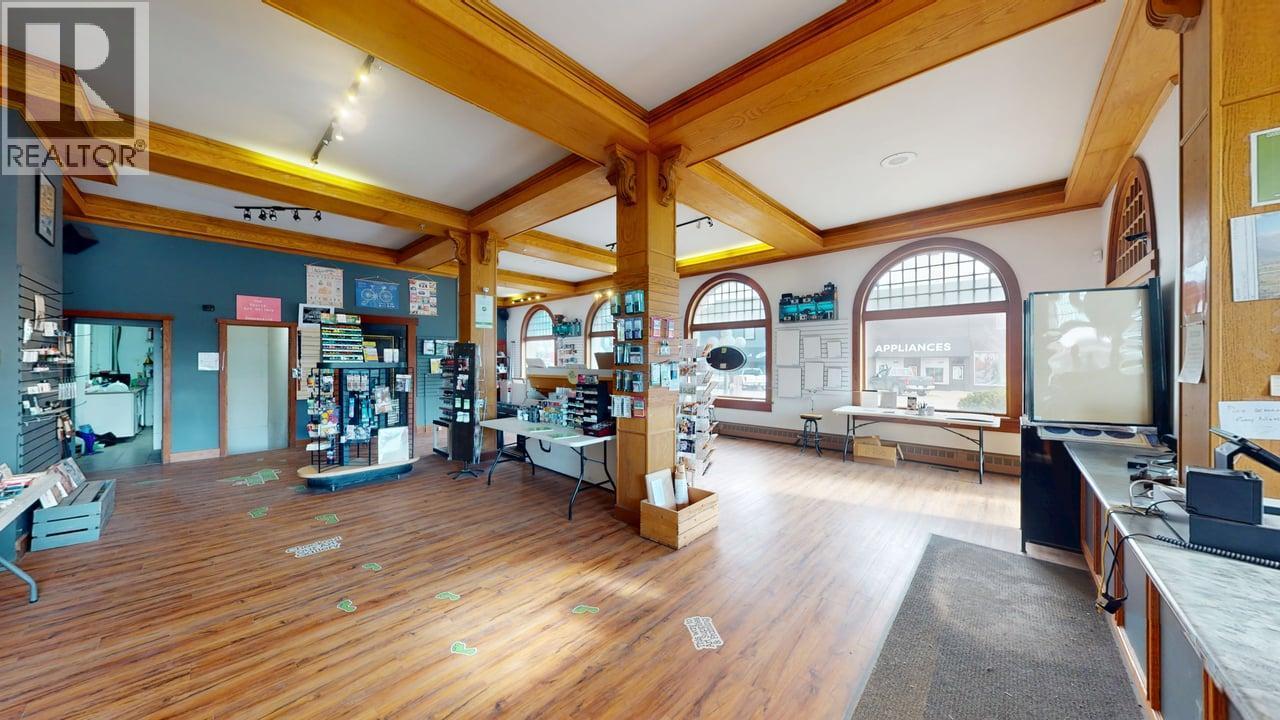 800 Baker Street Property Photo 4