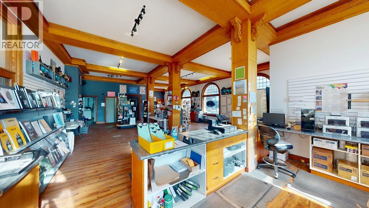 800 Baker Street Property Photo 6