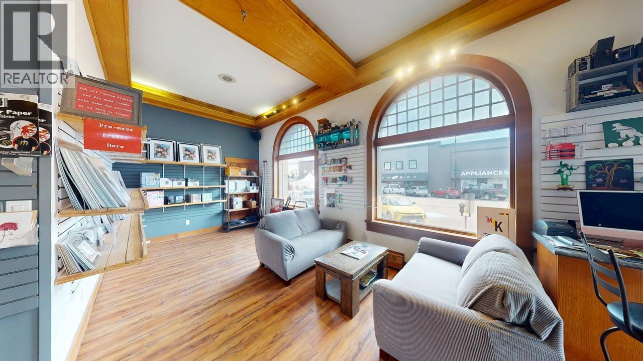 800 Baker Street Property Photo 8