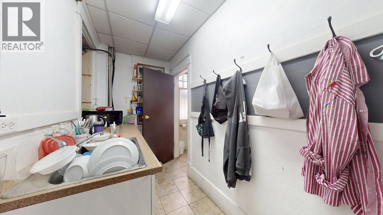 800 Baker Street Property Photo 14