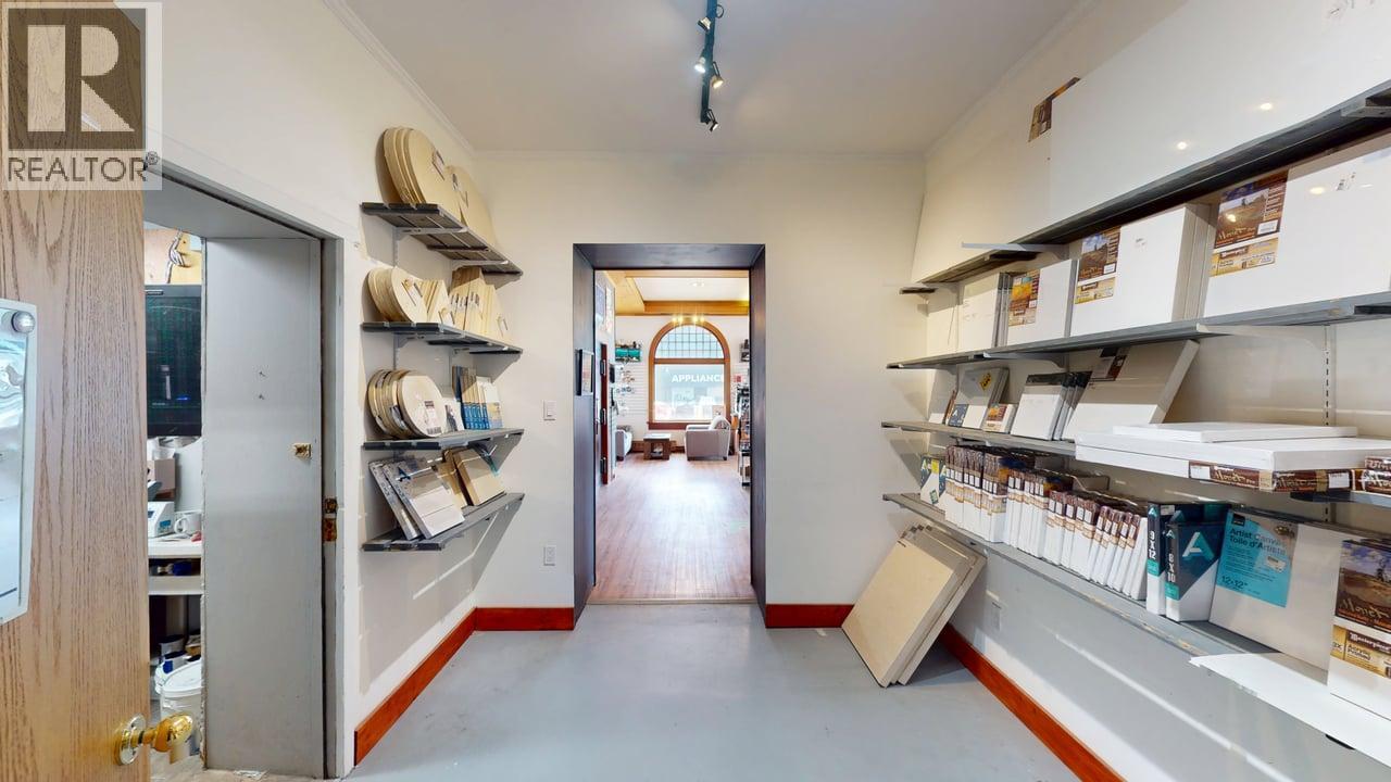 800 Baker Street Property Photo 16