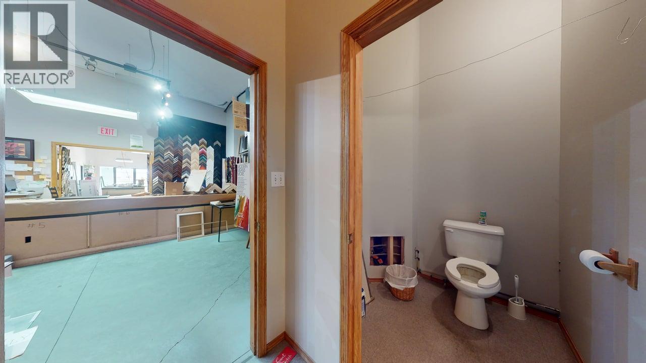 800 Baker Street Property Photo 25