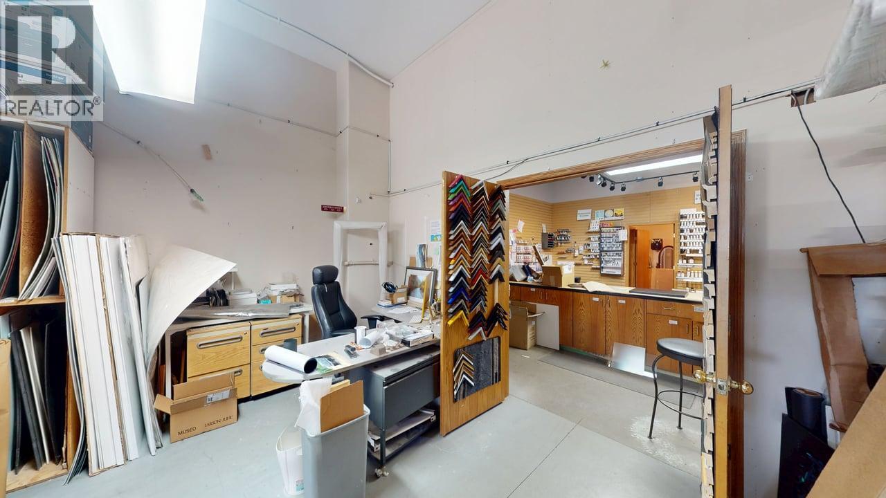 800 Baker Street Property Photo 33