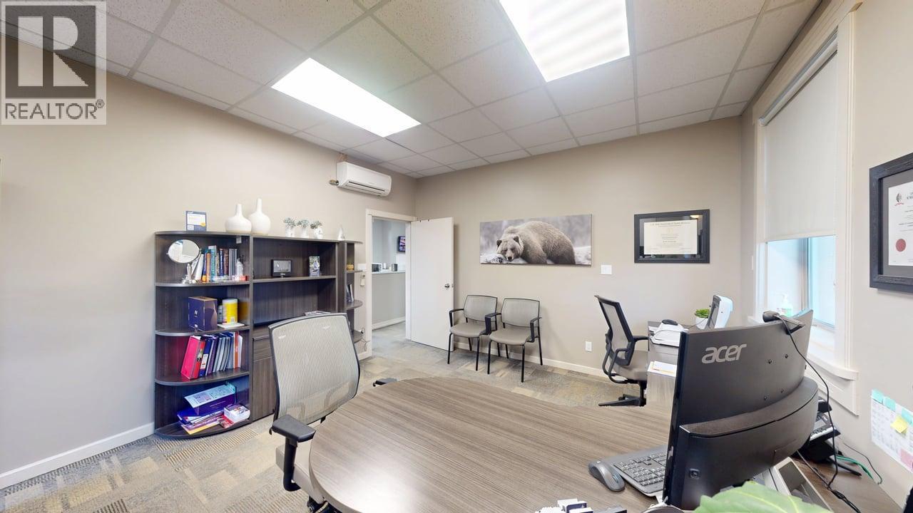 800 Baker Street Property Photo 88