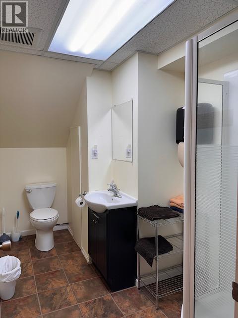 5113 47 Avenue Nw Property Photo 11