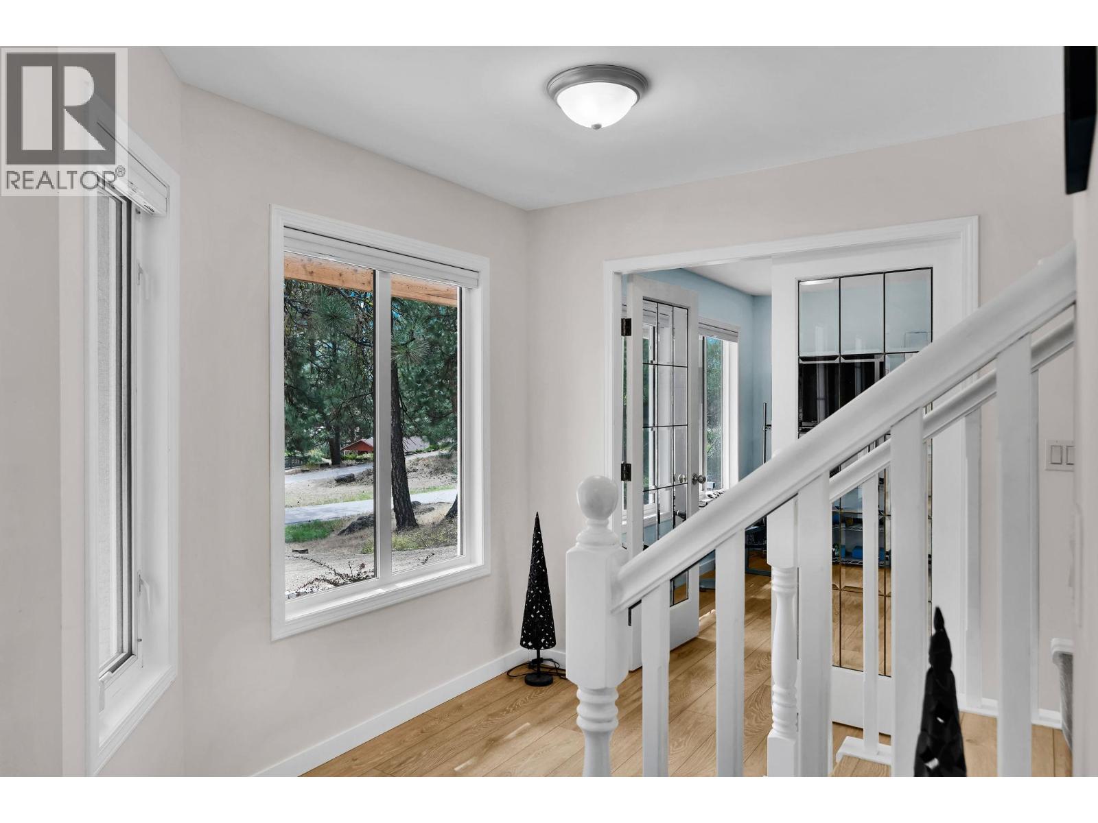 115 Par Boulevard Property Photo 21