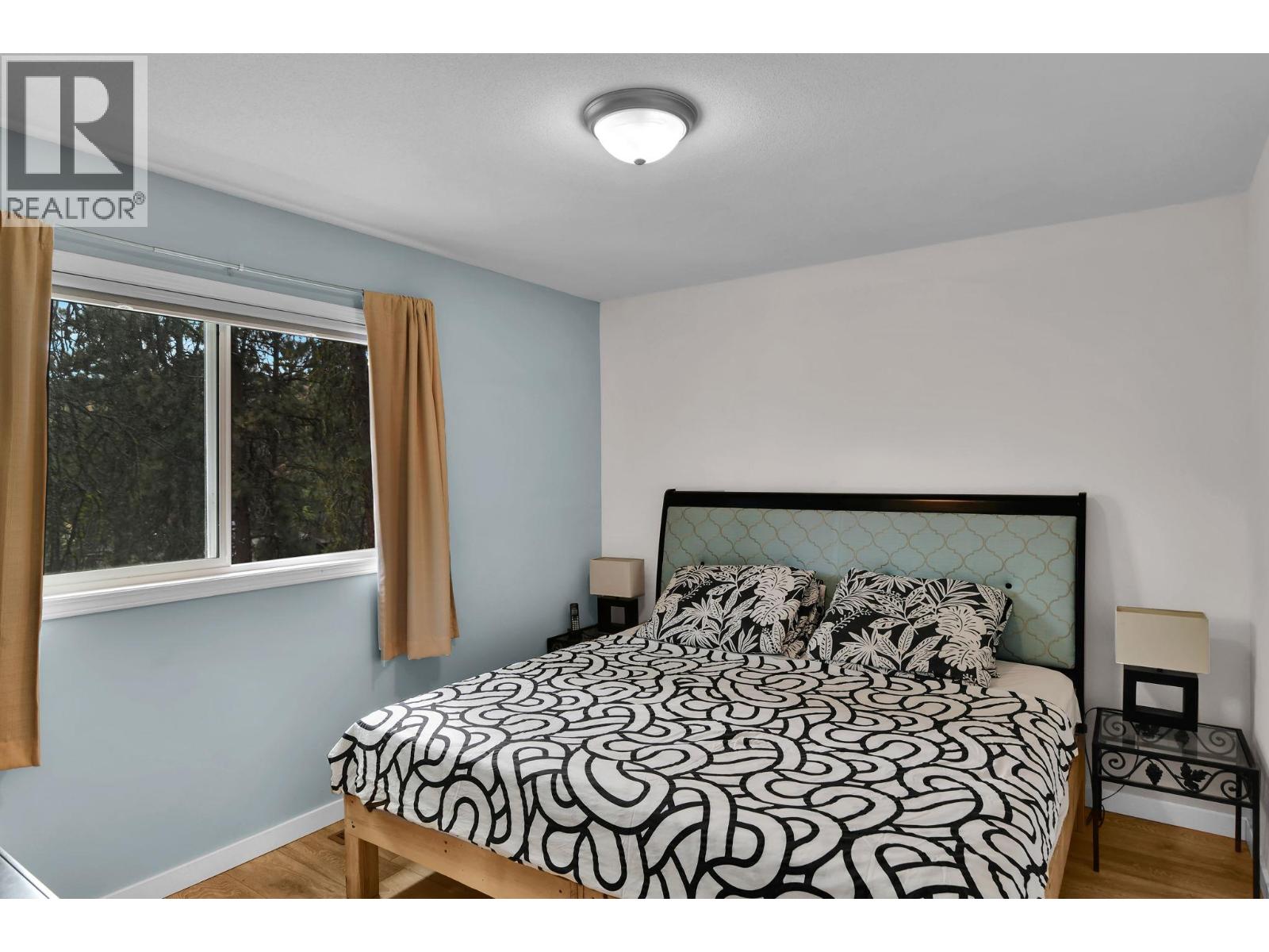 115 Par Boulevard Property Photo 32