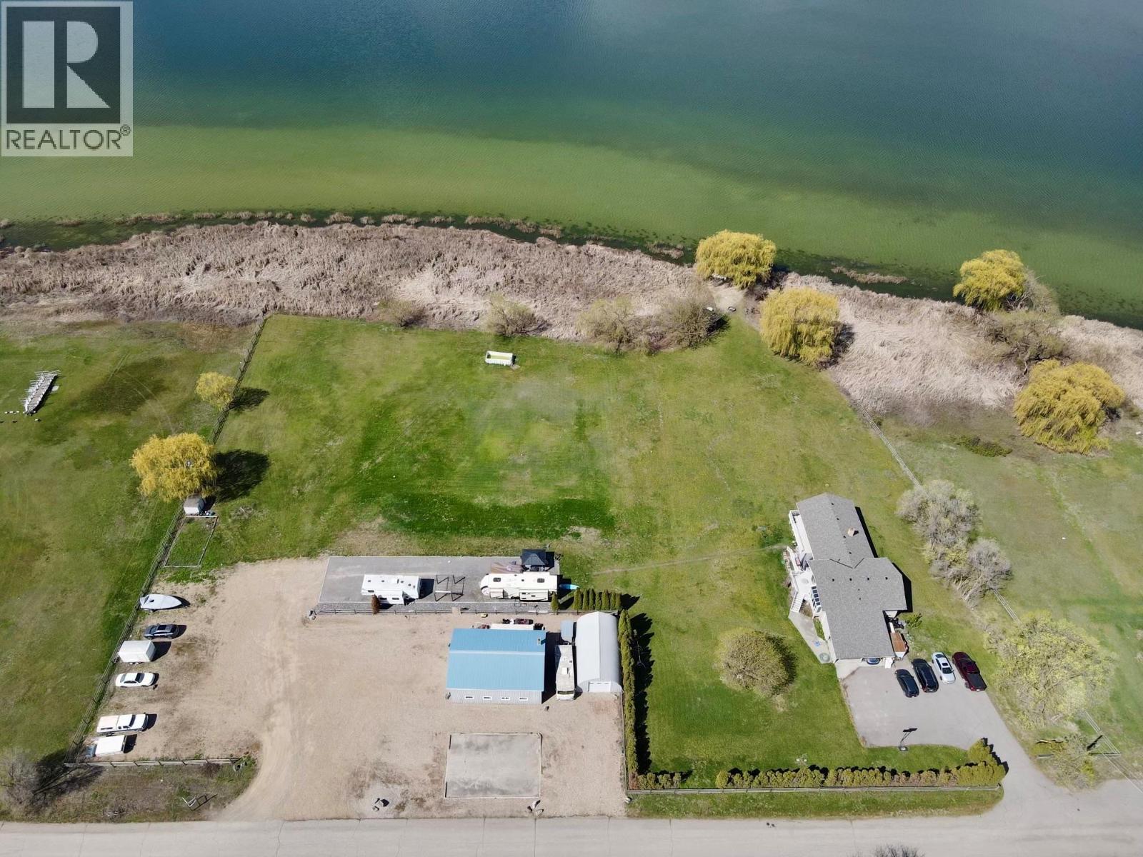 7792 Lochdale Road Property Photo 1