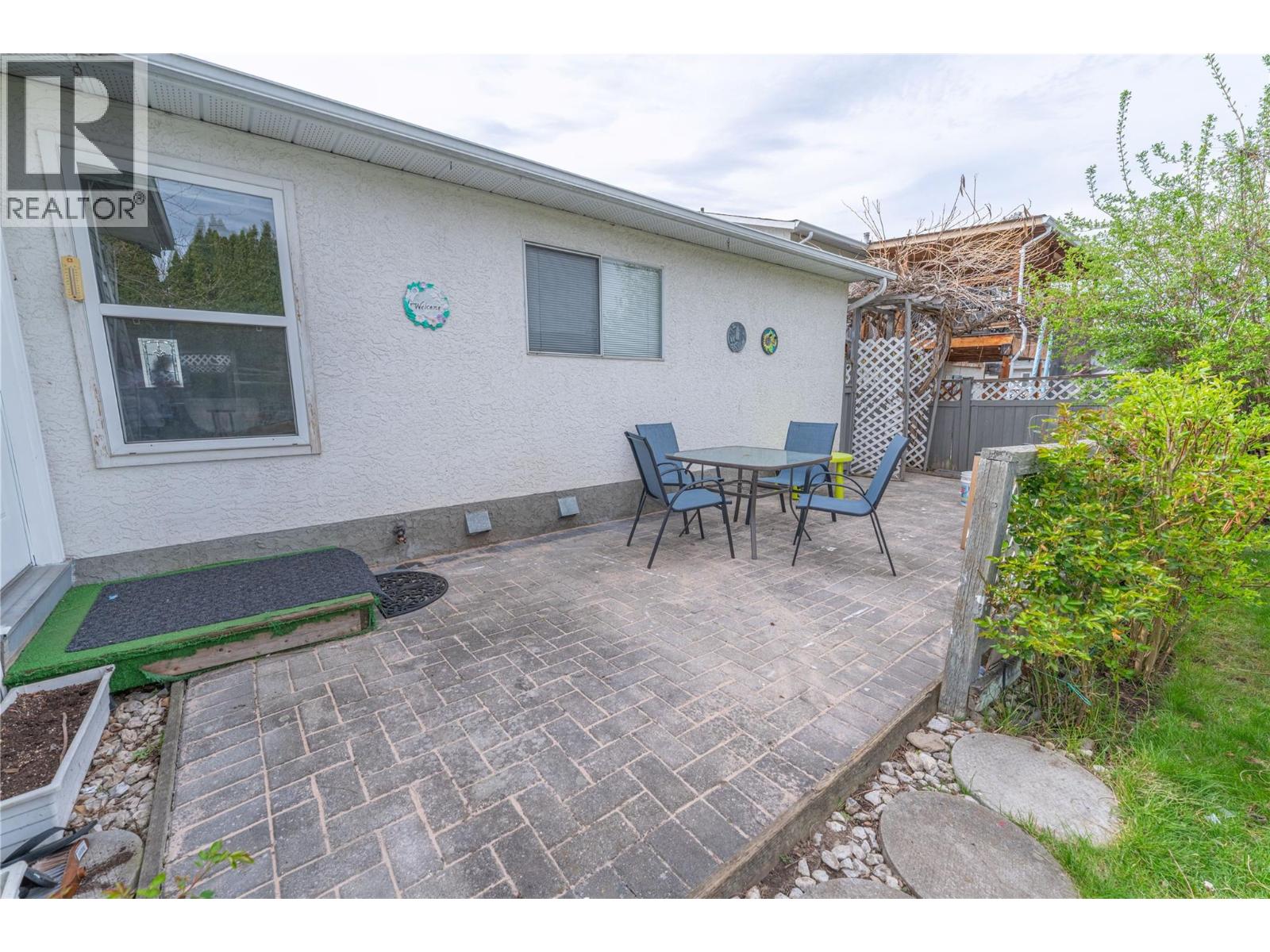 151 Molnar Road Property Photo 8