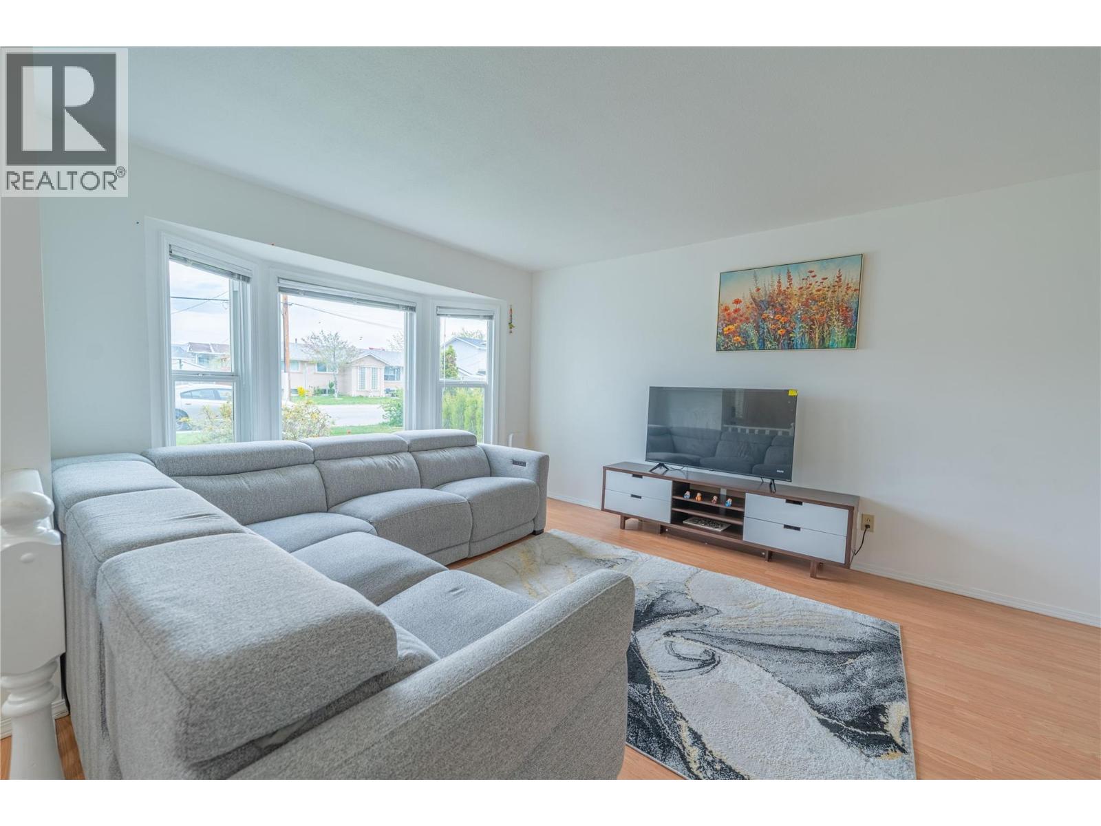 151 Molnar Road Property Photo 10