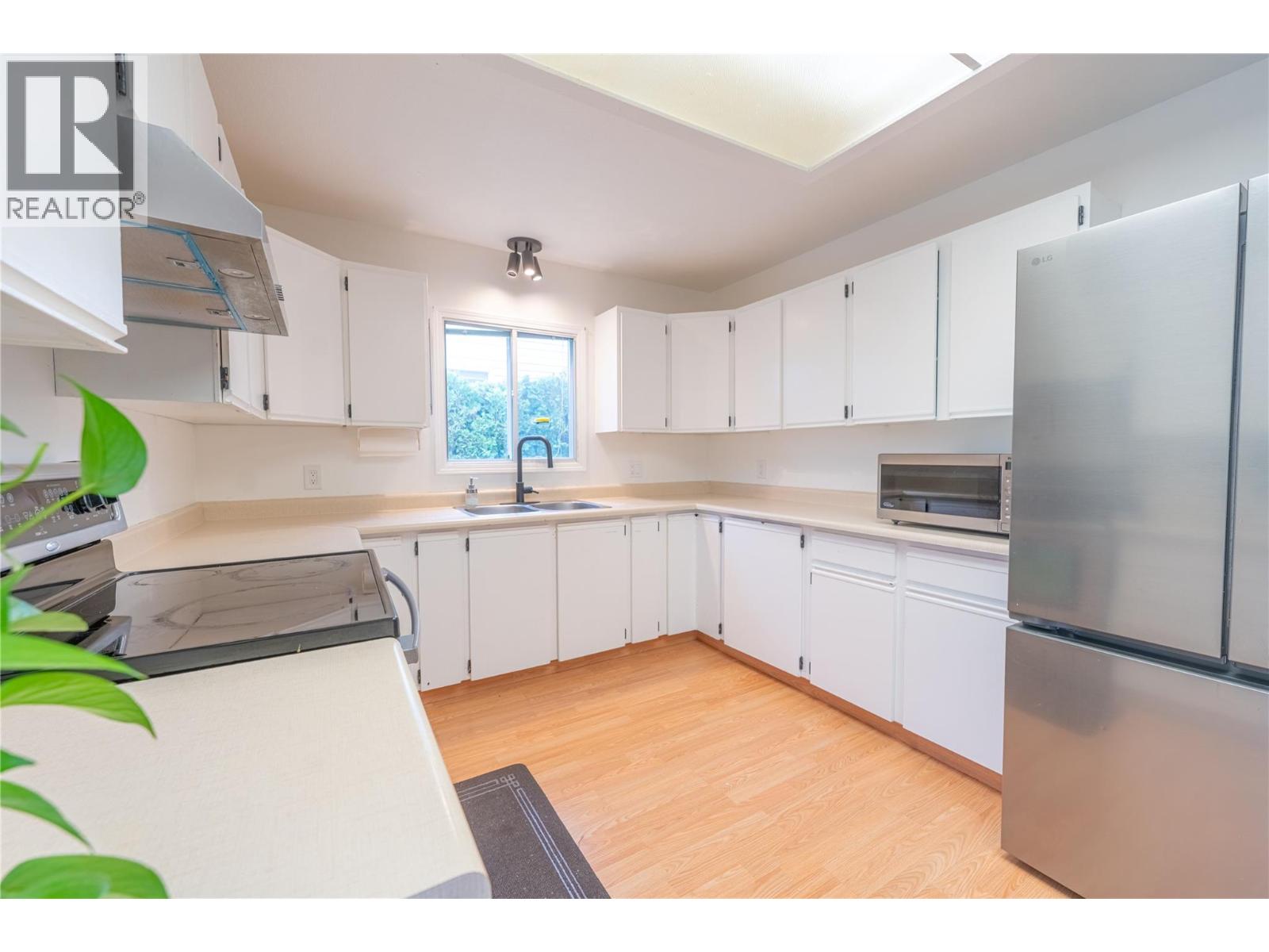 151 Molnar Road Property Photo 23
